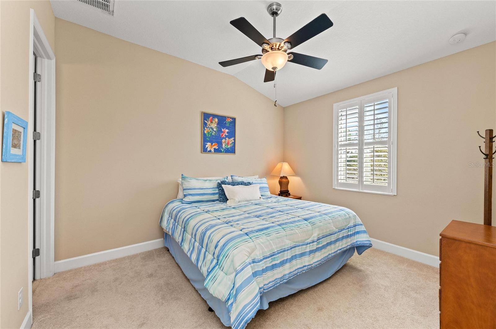 Image 44 of 100 For 266 Sapphire Lake Drive 202