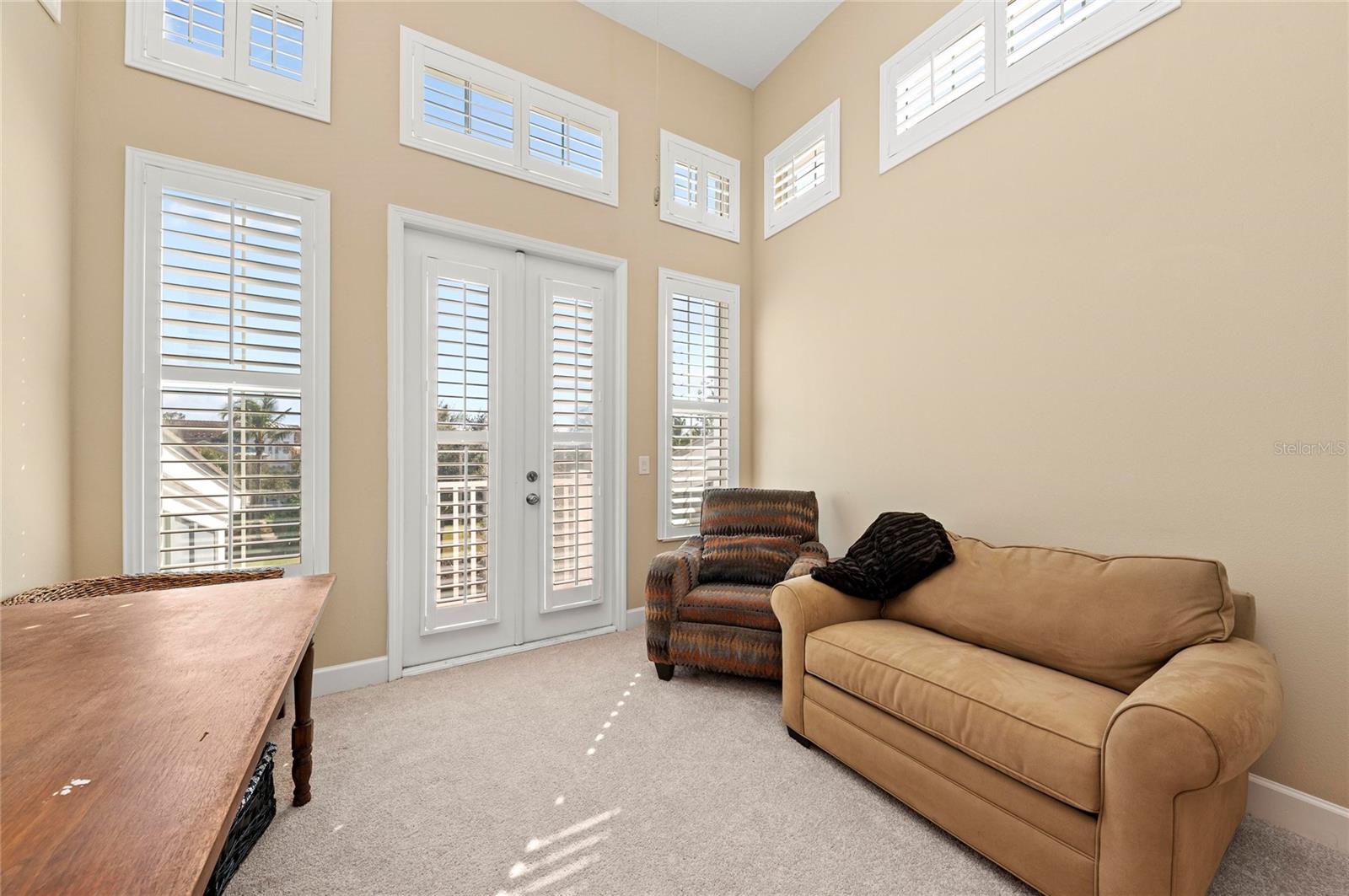 Image 56 of 100 For 266 Sapphire Lake Drive 202