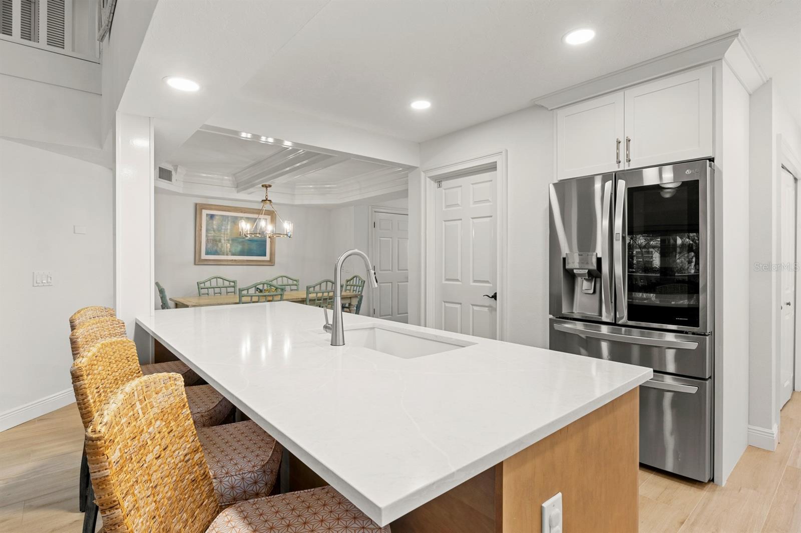 Image 22 of 63 For 705 Shore Drive