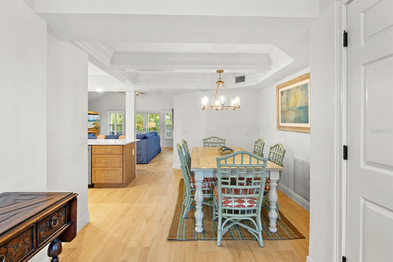 Image 5 of 63 For 705 Shore Drive