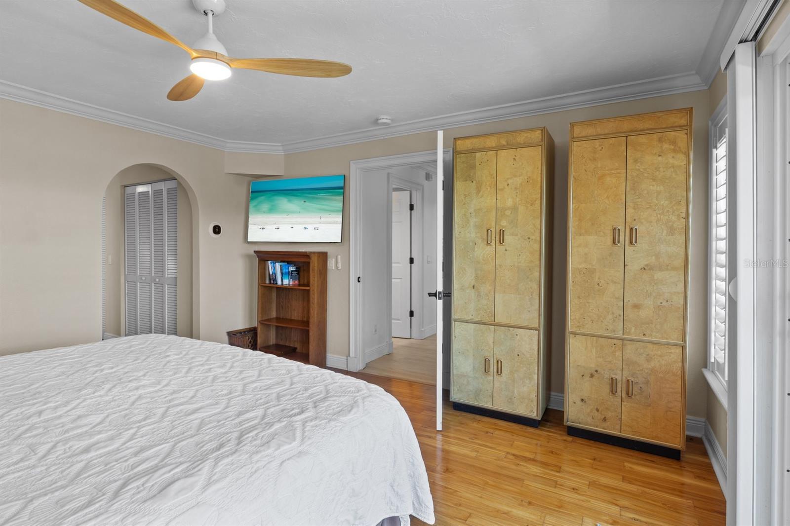 Image 55 of 63 For 705 Shore Drive