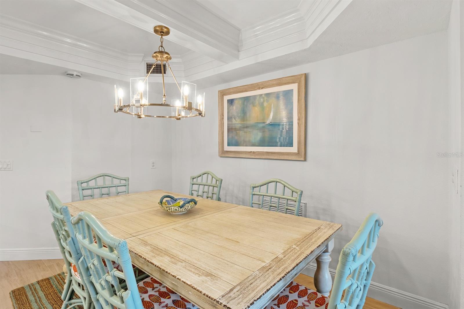 Image 8 of 63 For 705 Shore Drive