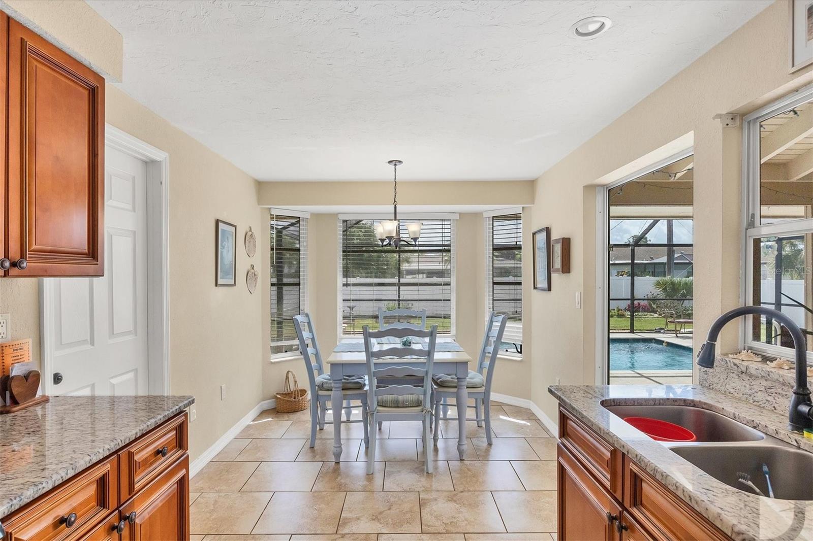 Image 17 of 35 For 426 Canterbury Road