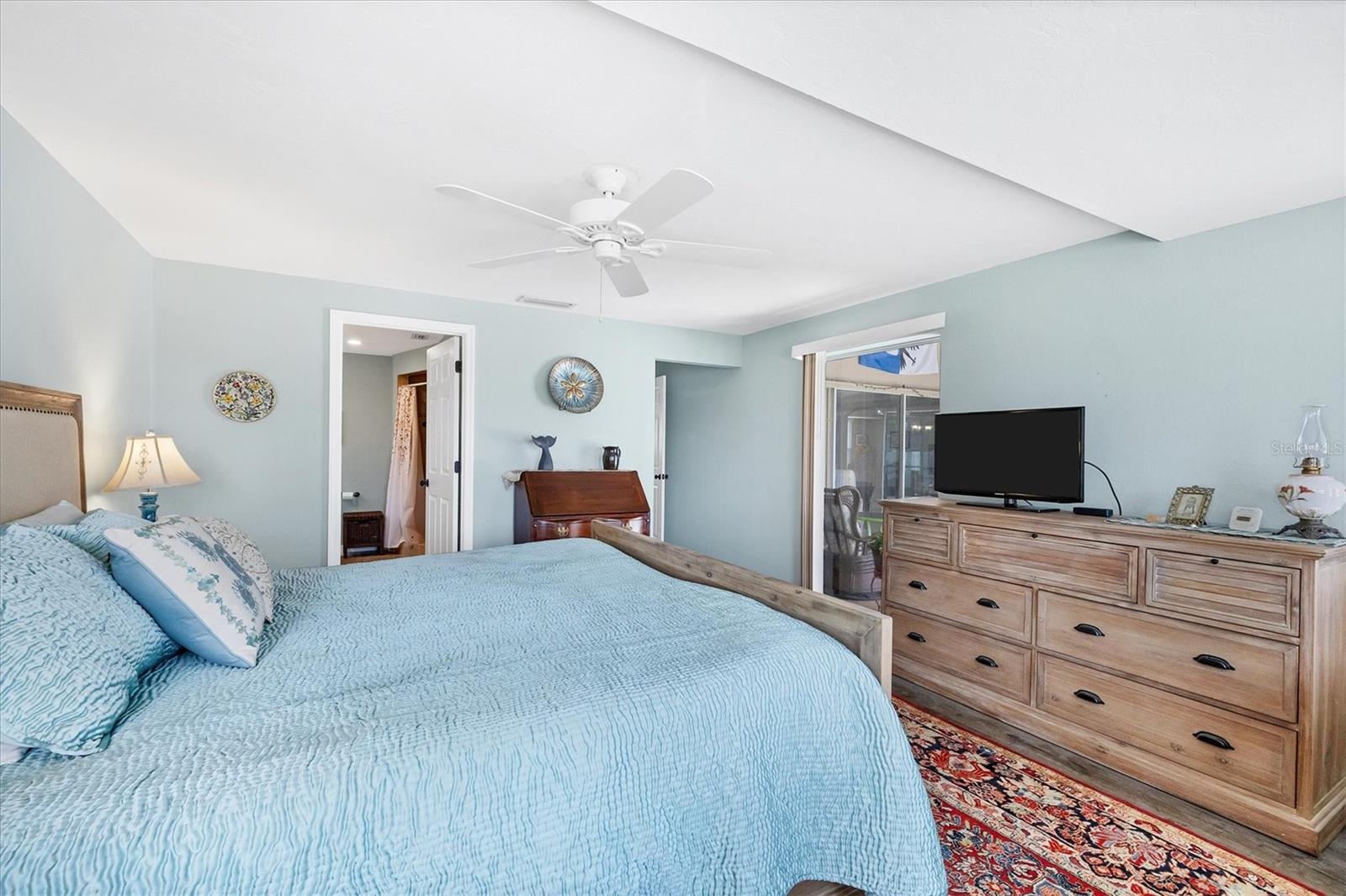 Image 19 of 35 For 426 Canterbury Road