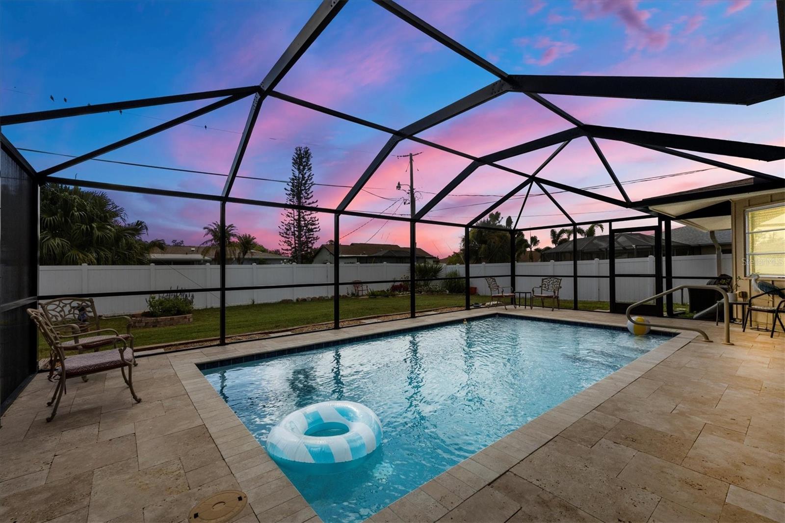 Image 3 of 35 For 426 Canterbury Road