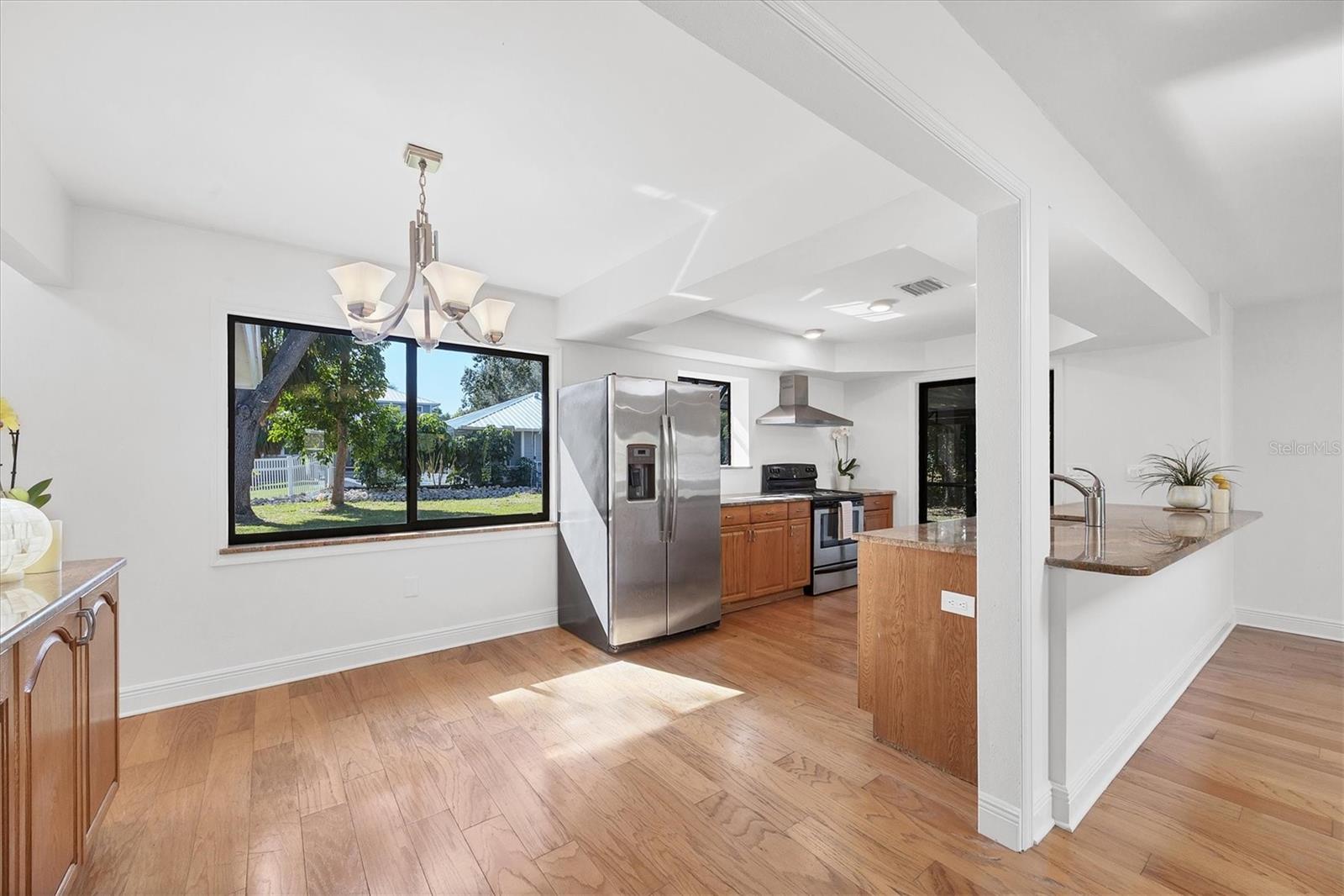 Image 17 of 39 For 1632 Worrington Street