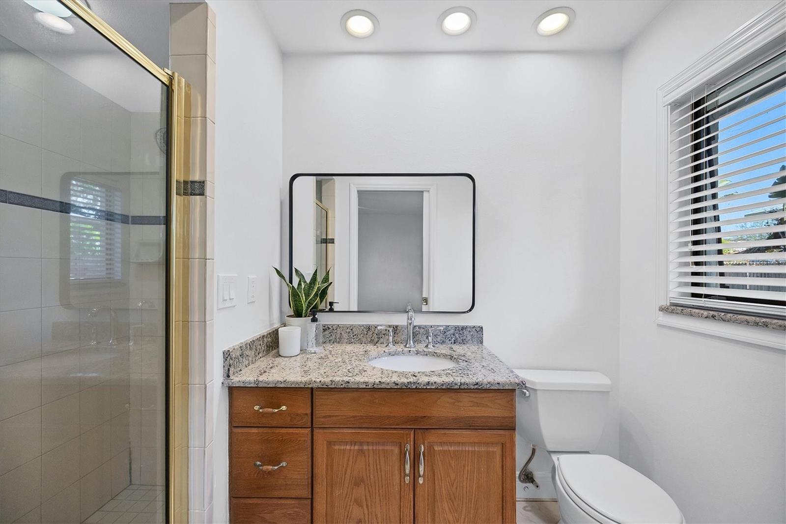 Image 24 of 39 For 1632 Worrington Street