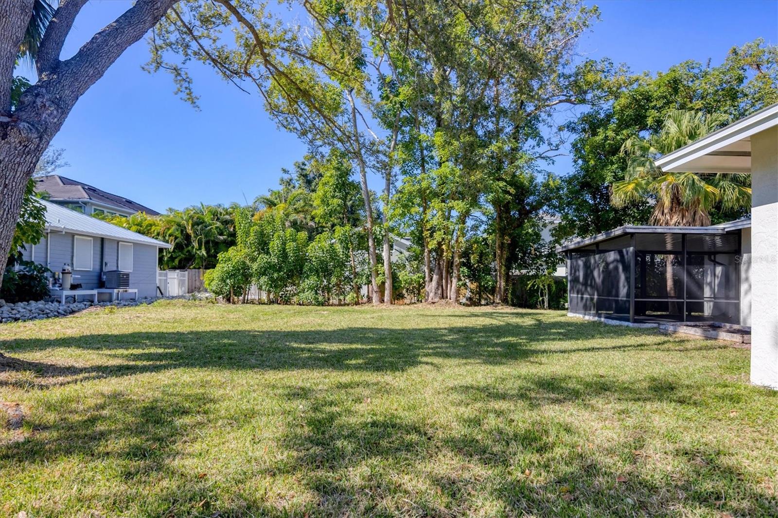 Image 26 of 39 For 1632 Worrington Street