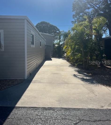 Image 5 of 49 For 10315 Cortez Rd W  1b