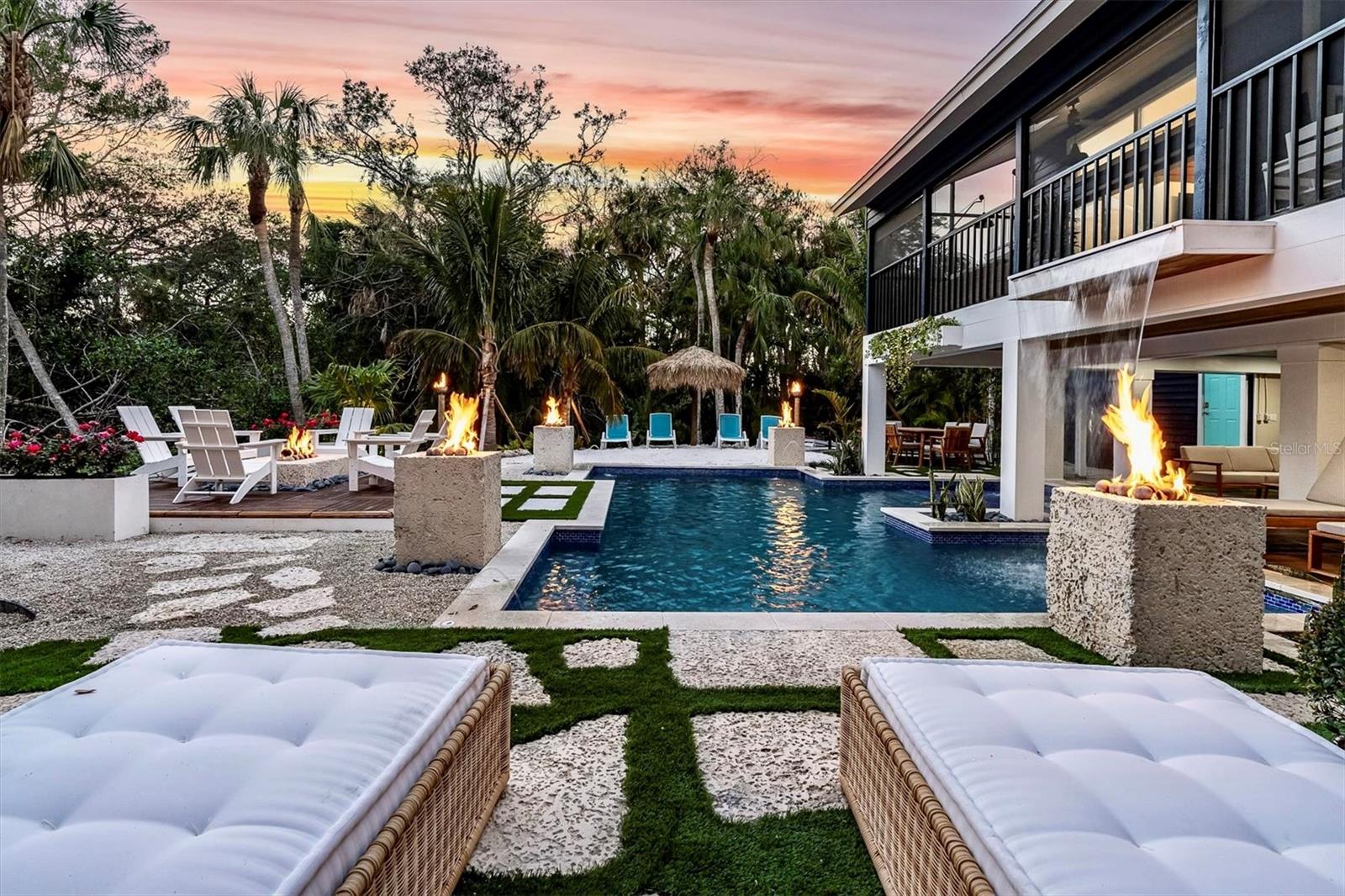 Image 5 of 77 For 4004 Bayside Court