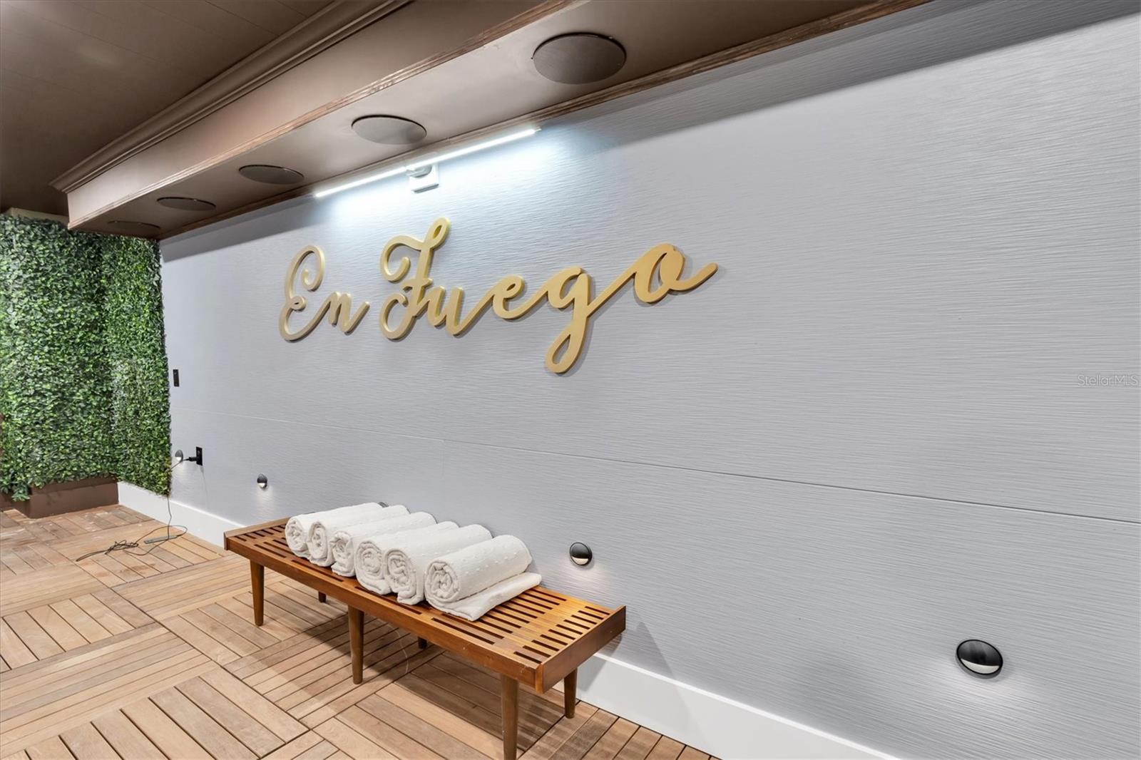 Image 6 of 77 For 4004 Bayside Court