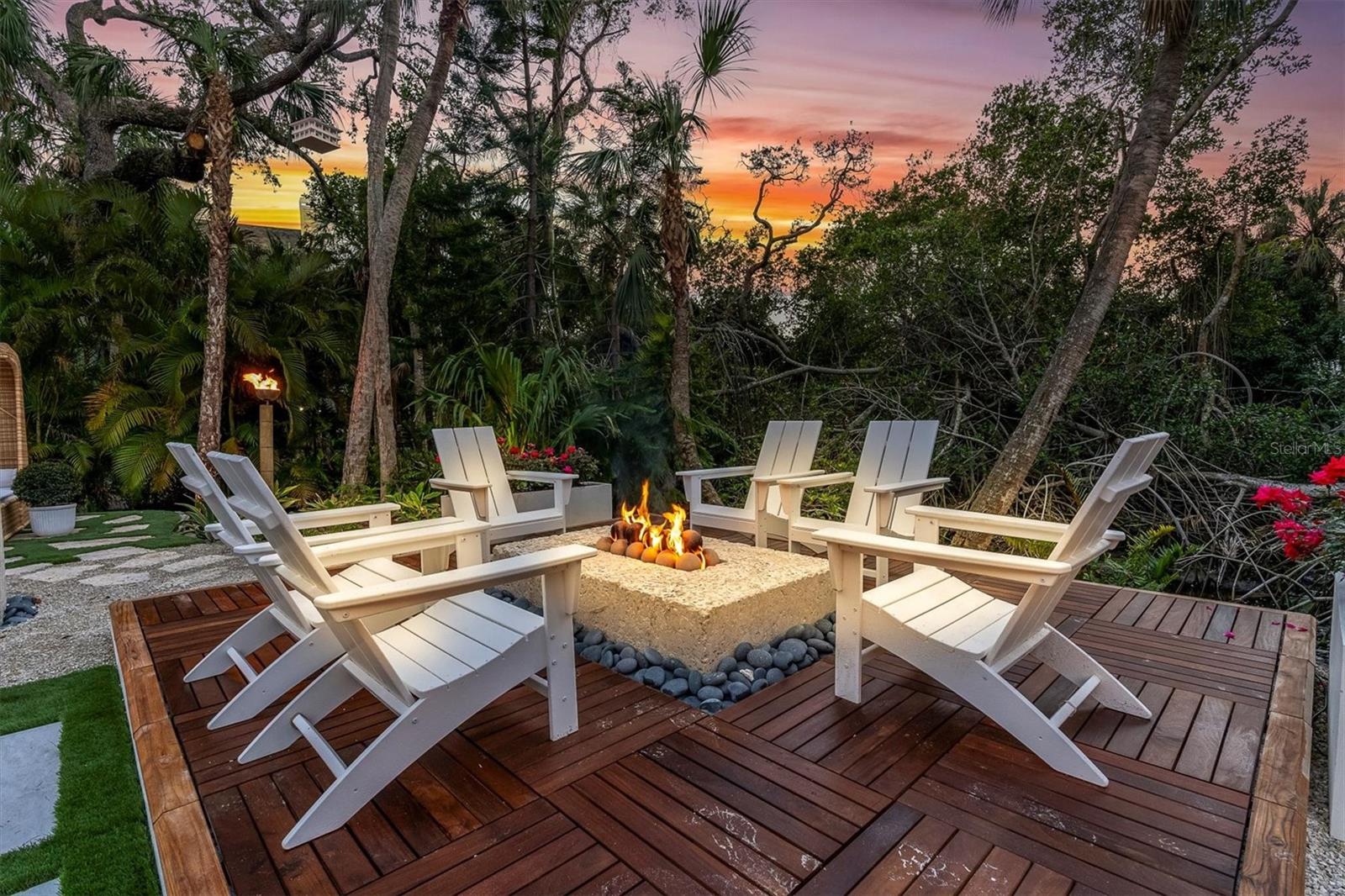 Image 72 of 77 For 4004 Bayside Court