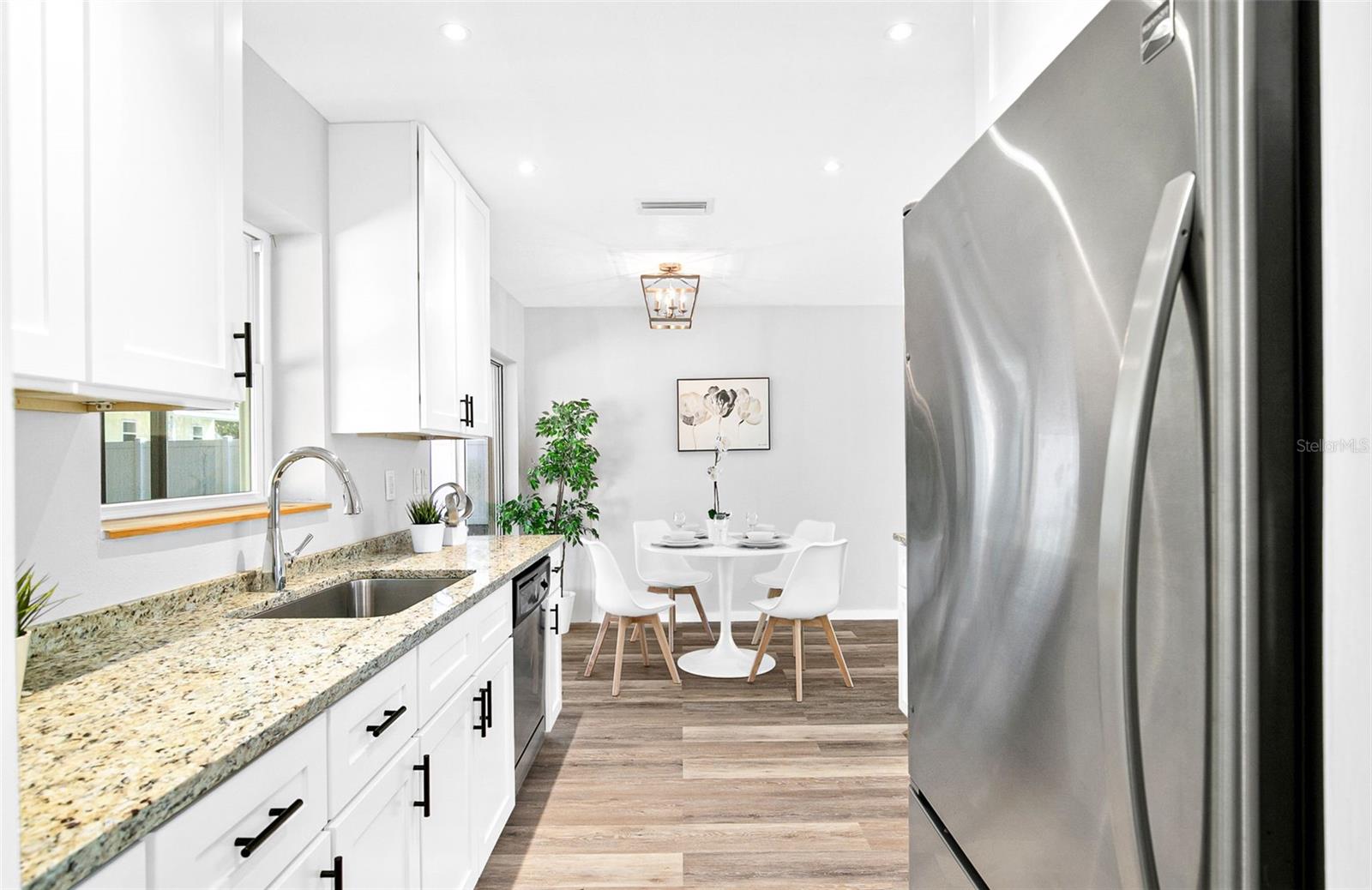 Image 16 of 38 For 4697 Linwood Street