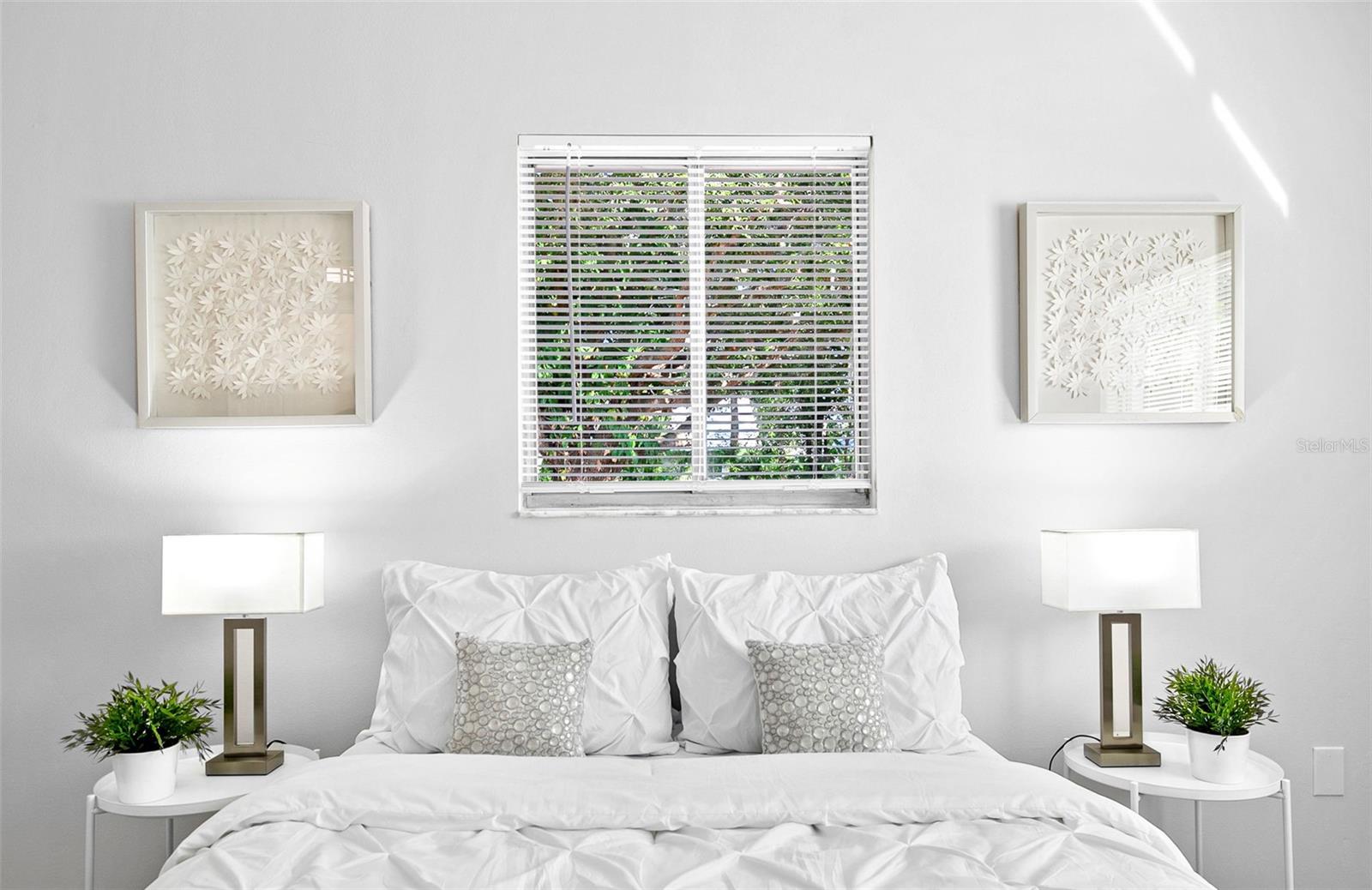 Image 24 of 38 For 4697 Linwood Street