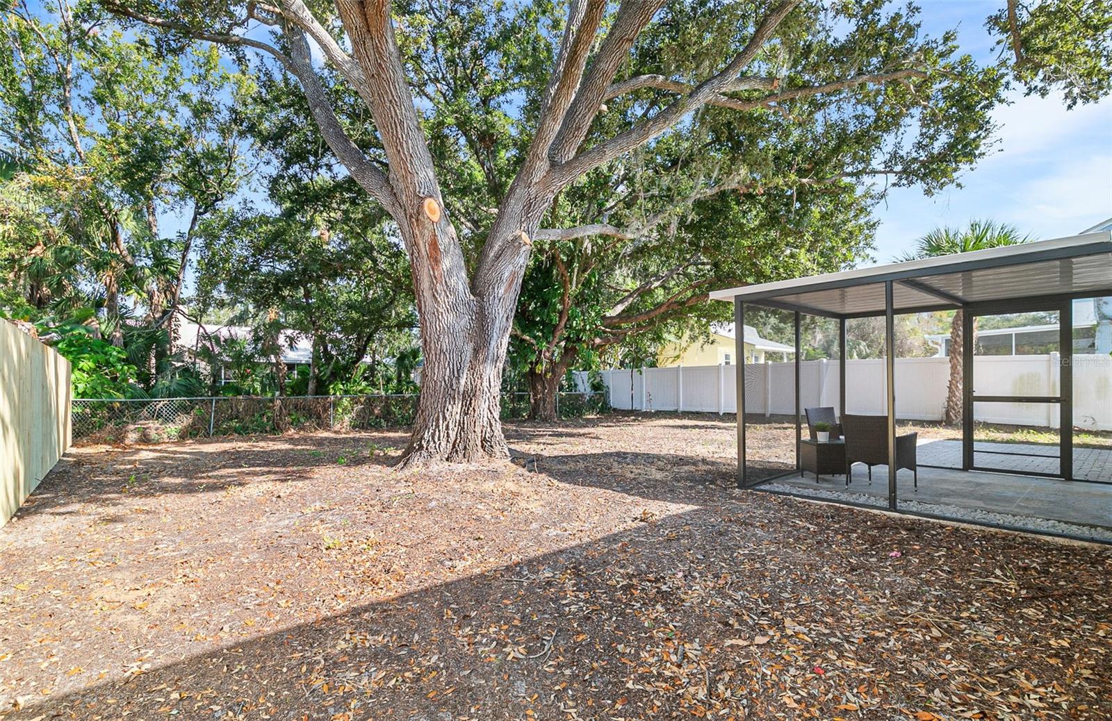 Image 36 of 38 For 4697 Linwood Street