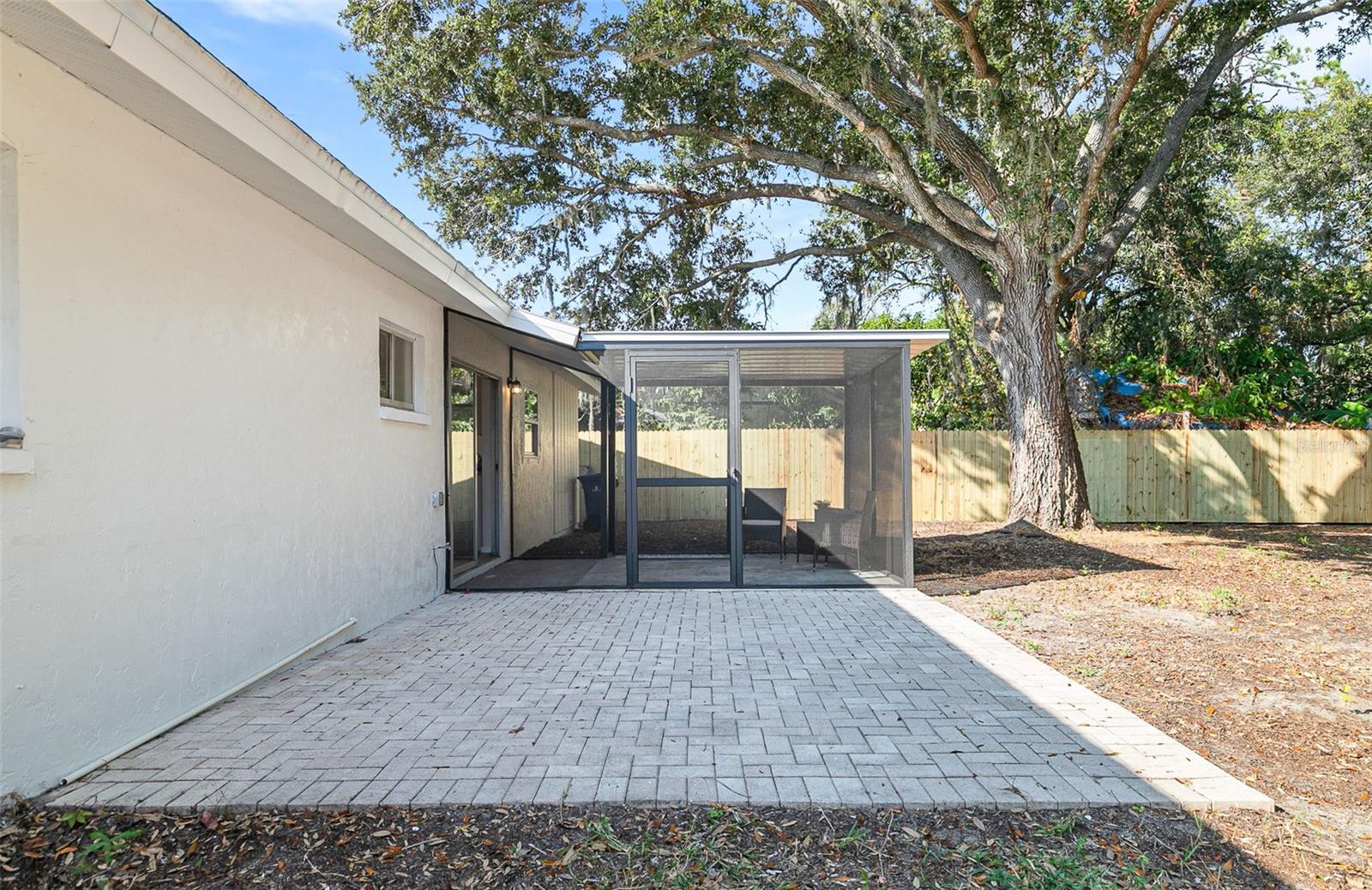 Image 37 of 38 For 4697 Linwood Street