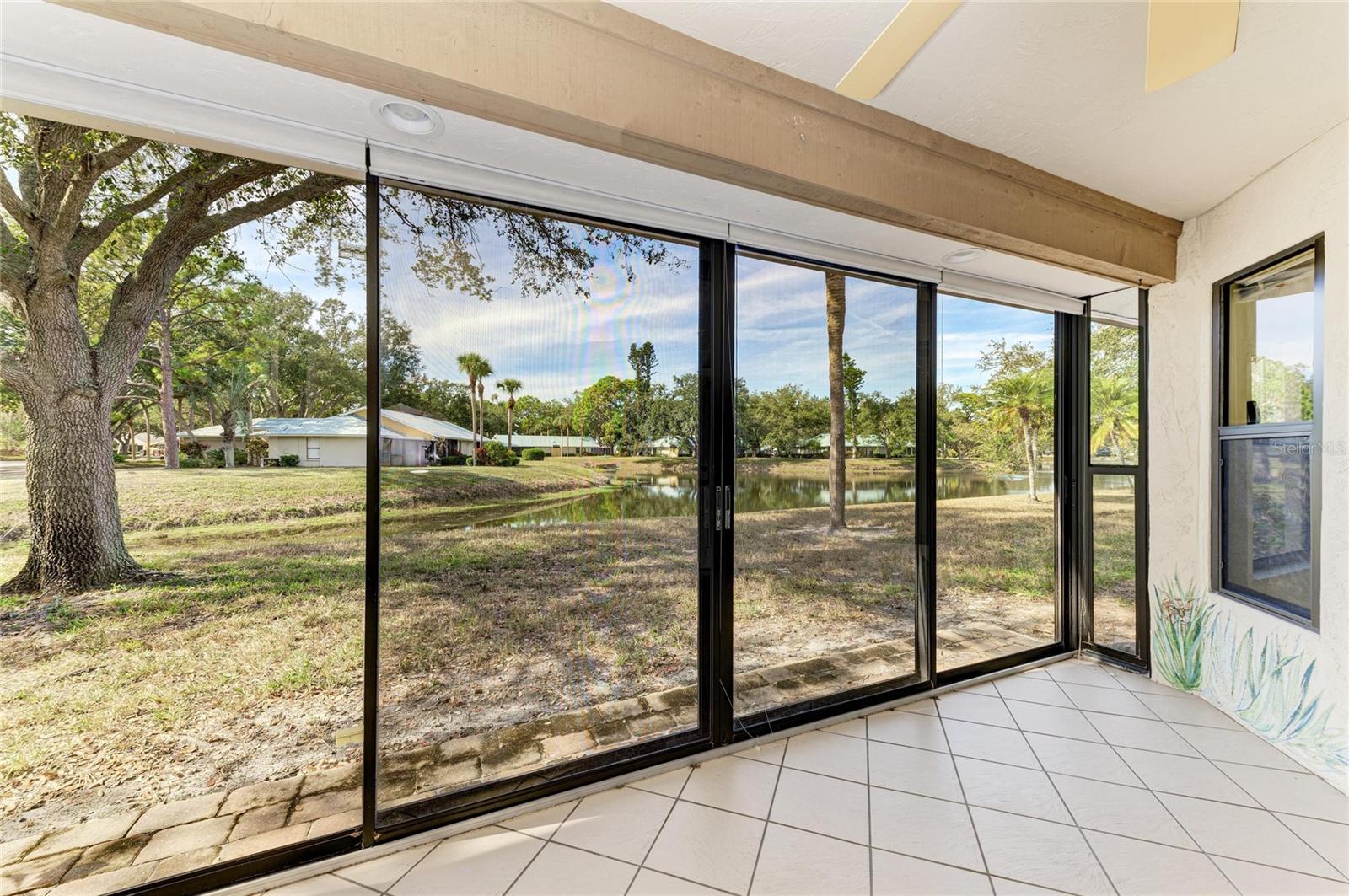 Image 34 of 62 For 101 Southampton Place N 248