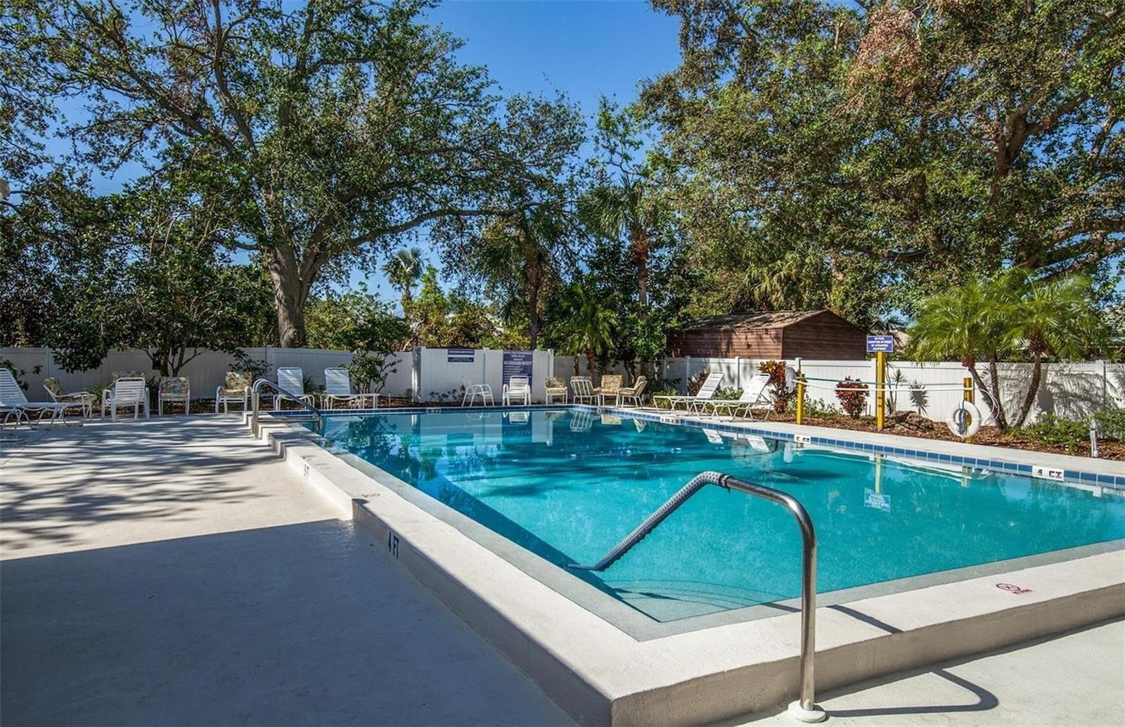 Image 36 of 62 For 101 Southampton Place N 248