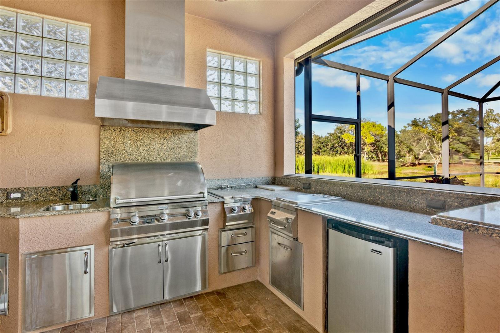 Image 14 of 45 For 5137 Redbriar Court