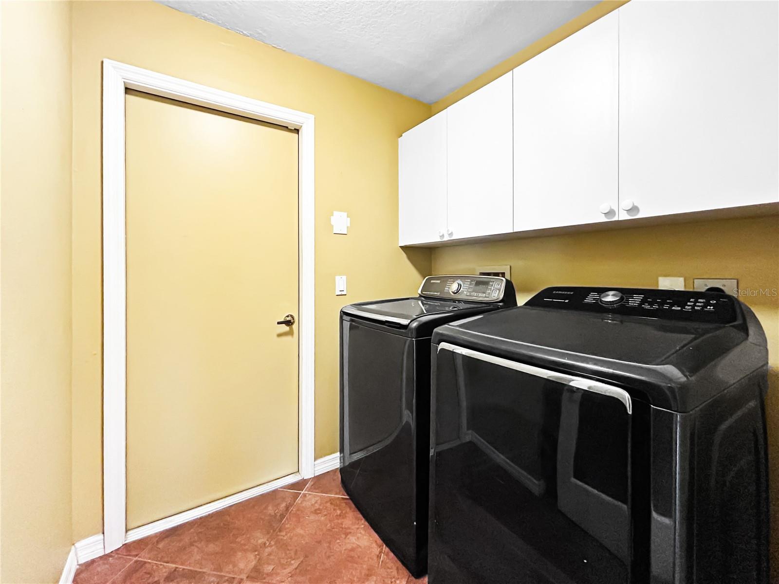 Image 32 of 45 For 5137 Redbriar Court