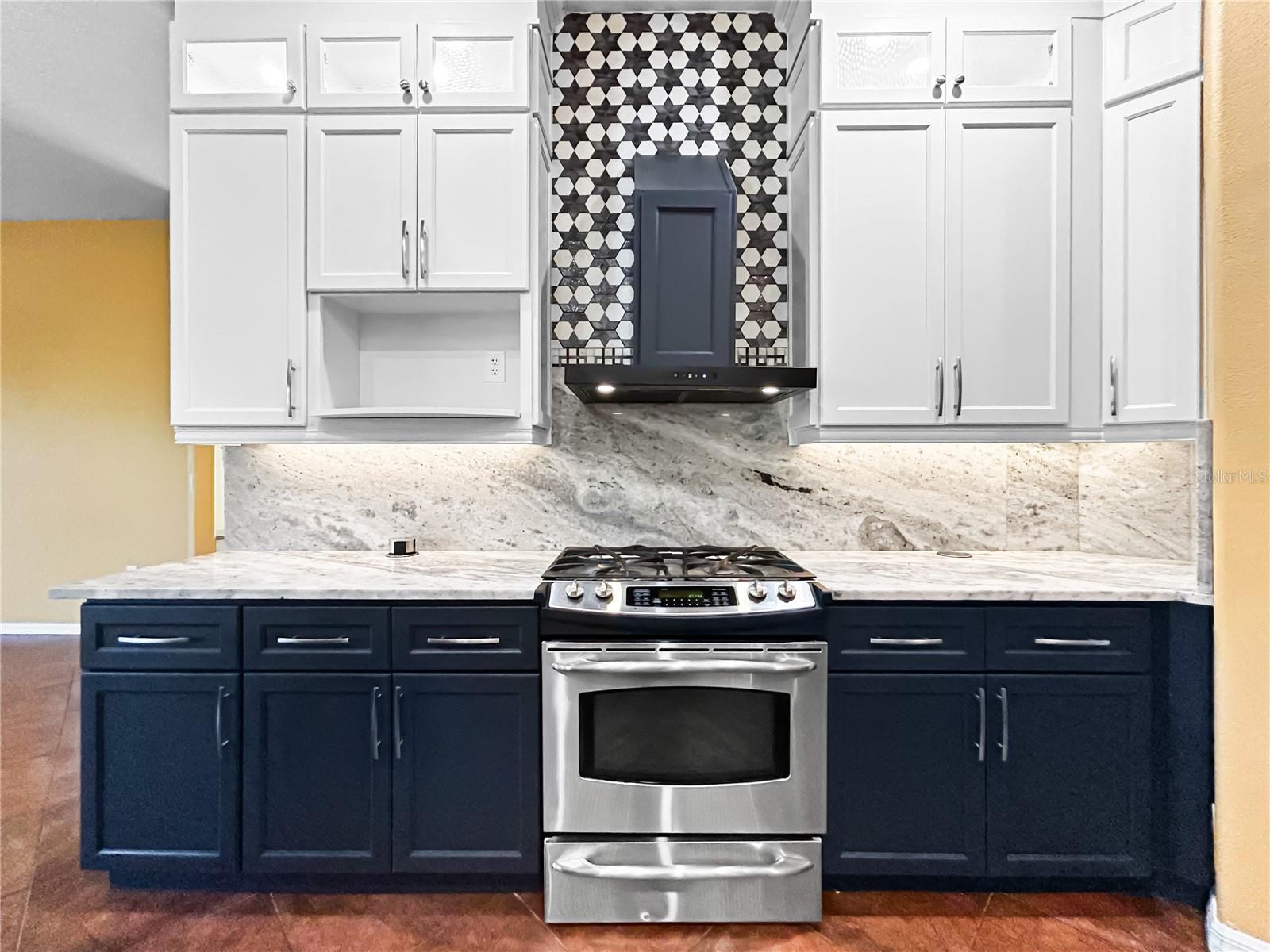 Image 9 of 45 For 5137 Redbriar Court