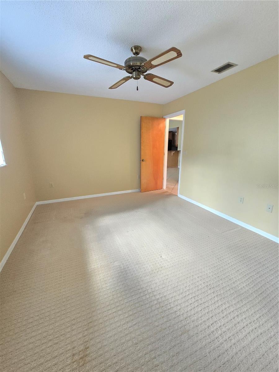 Image 29 of 43 For 4836 79th Avenue Plaza E