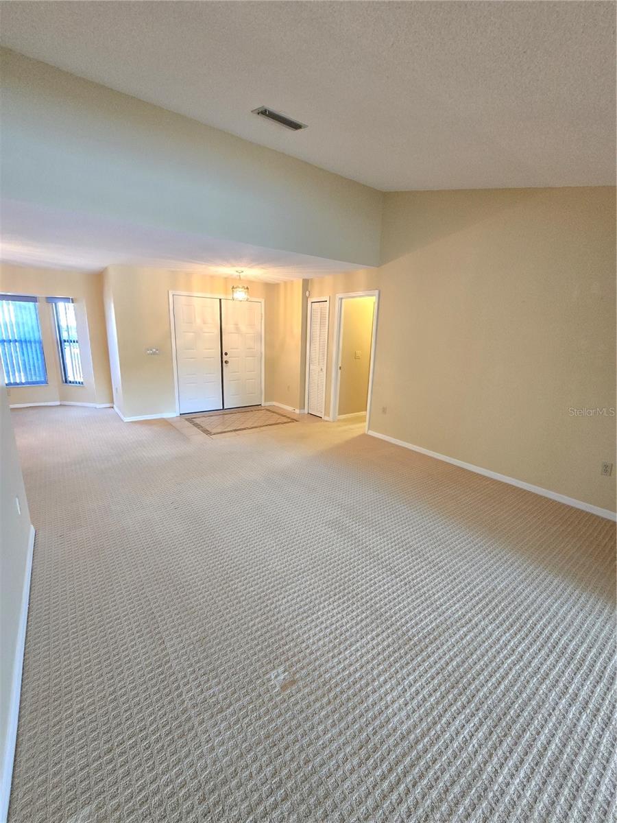 Image 4 of 43 For 4836 79th Avenue Plaza E