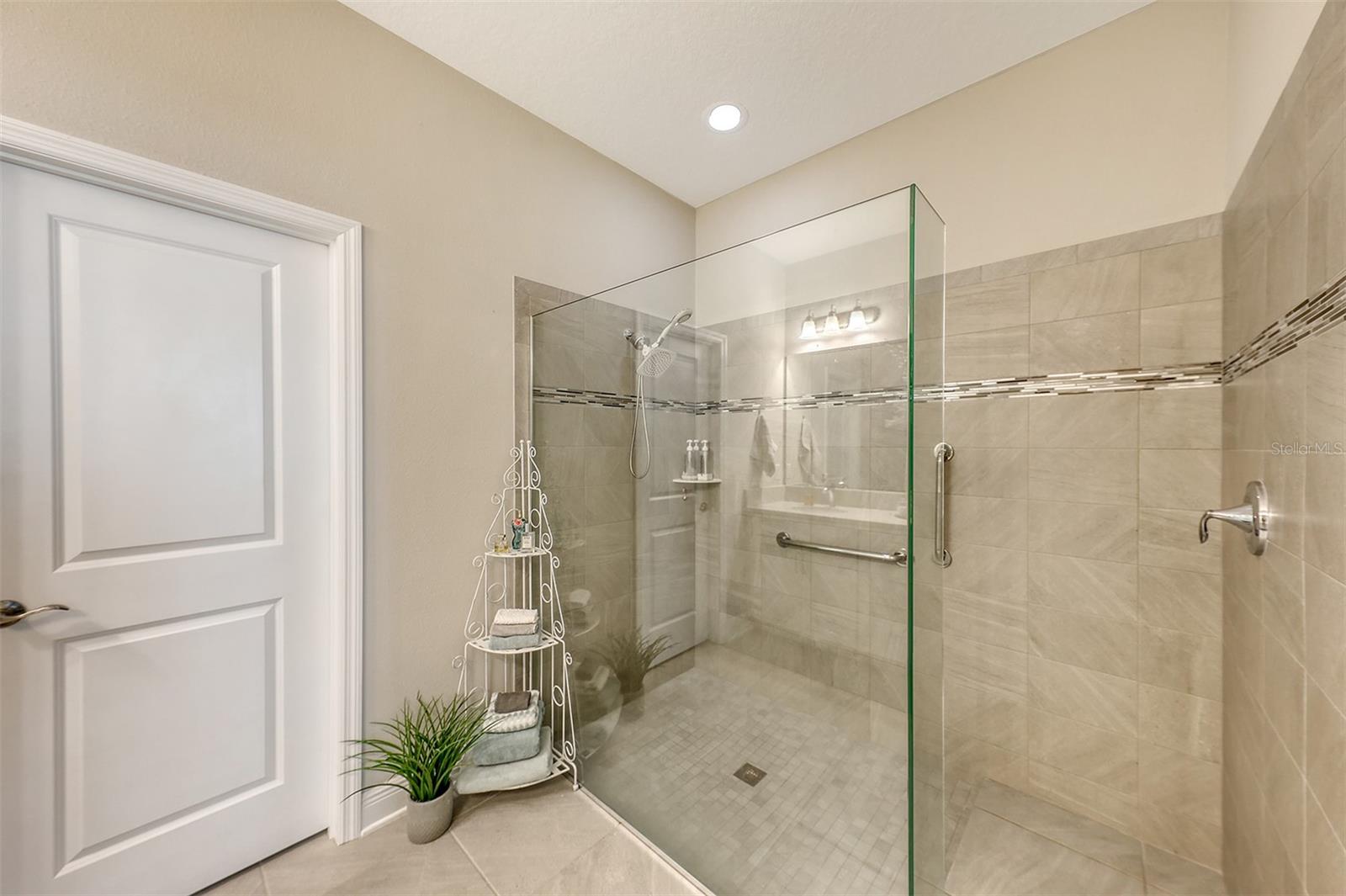 Image 22 of 51 For 14924 Sora Way