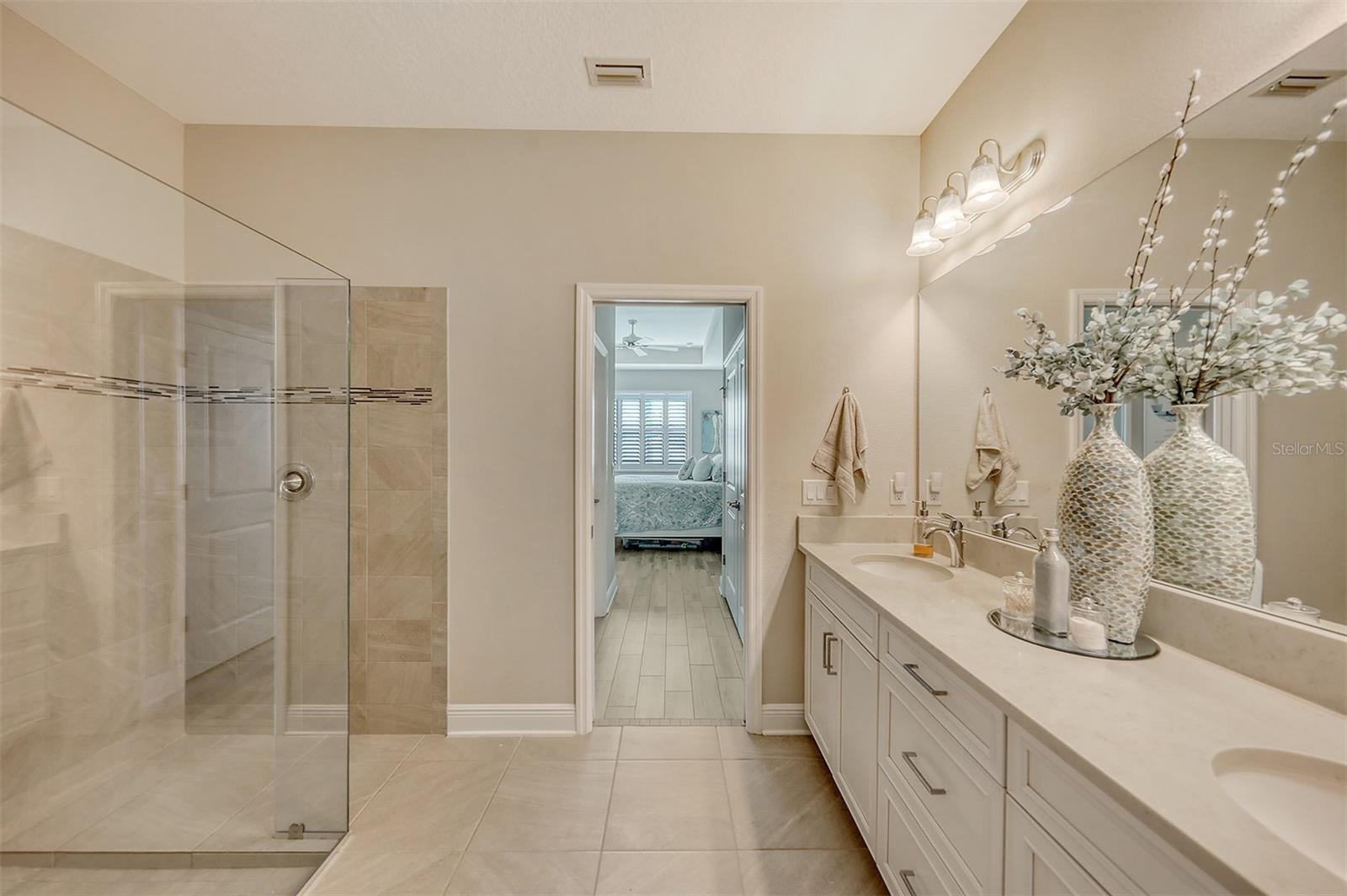 Image 23 of 51 For 14924 Sora Way