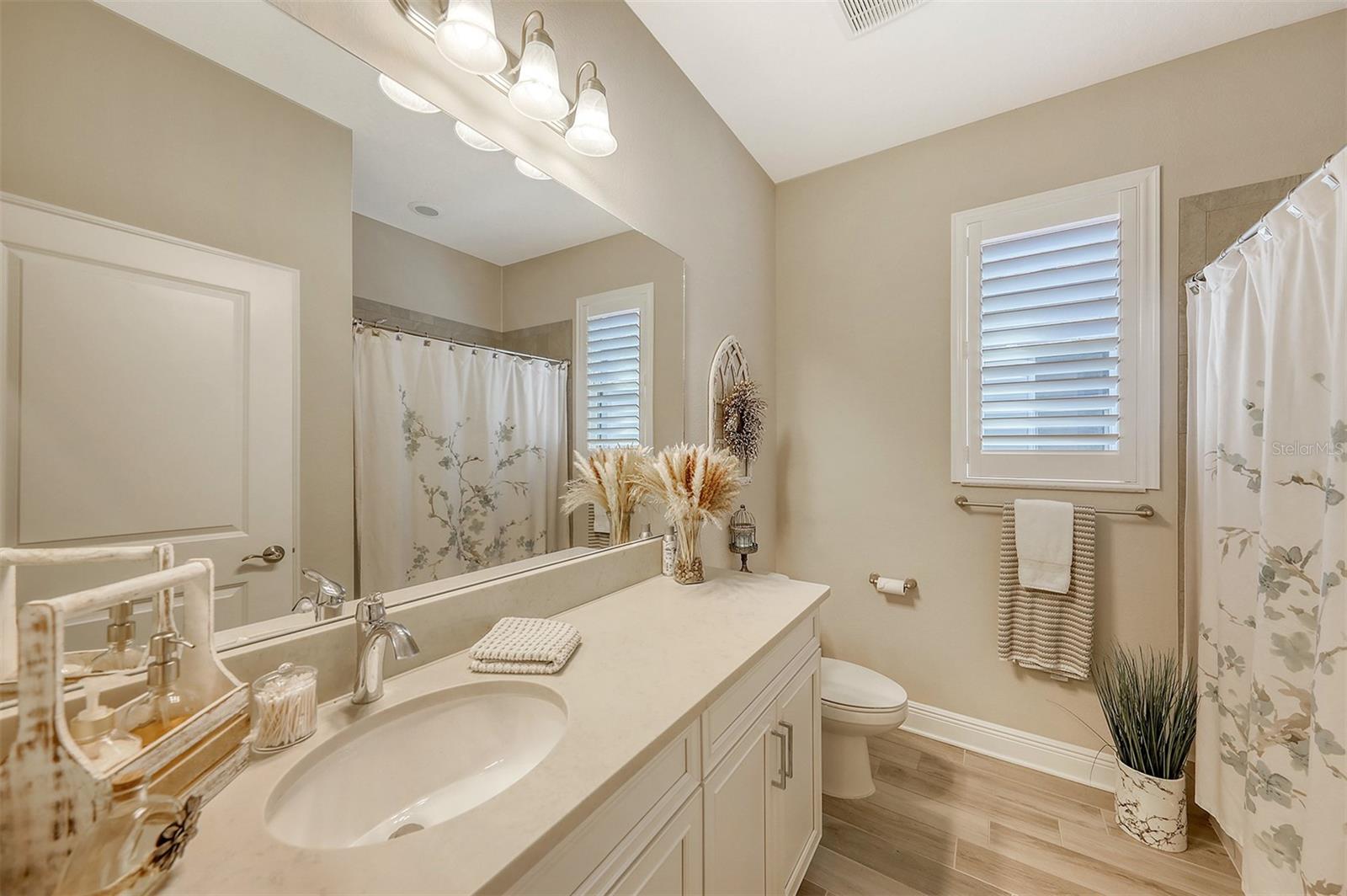 Image 28 of 51 For 14924 Sora Way