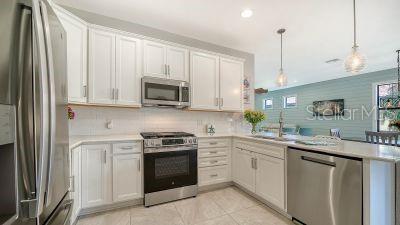 Image 16 of 66 For 12228 Marsh Pointe Road