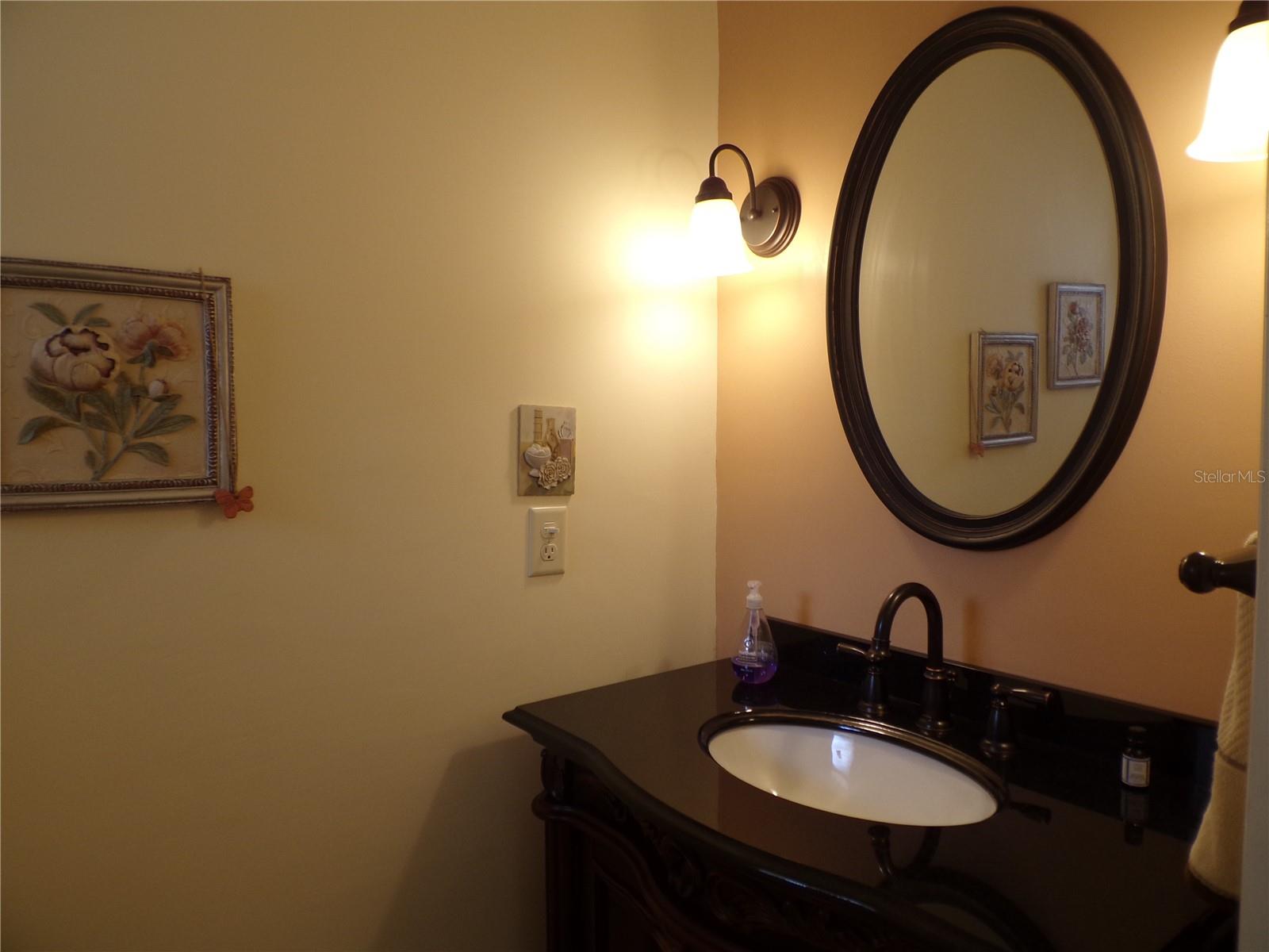 Image 11 of 54 For 608 Park Circle