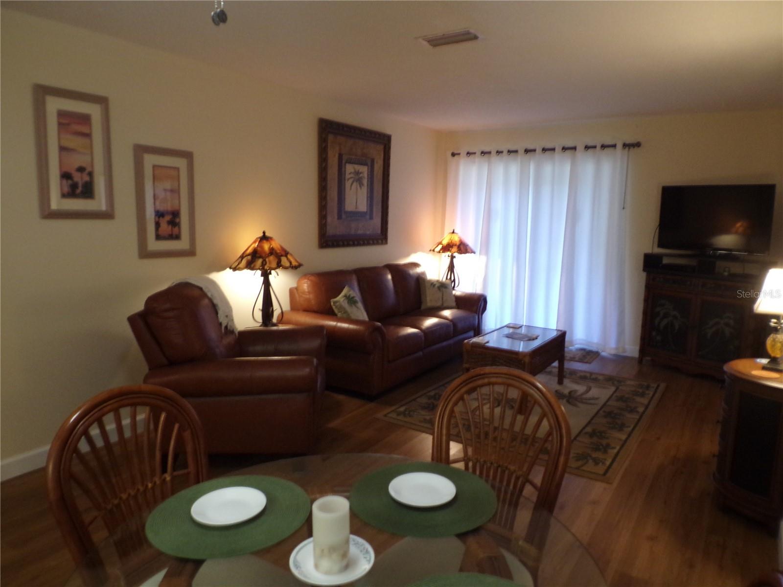 Image 34 of 54 For 608 Park Circle