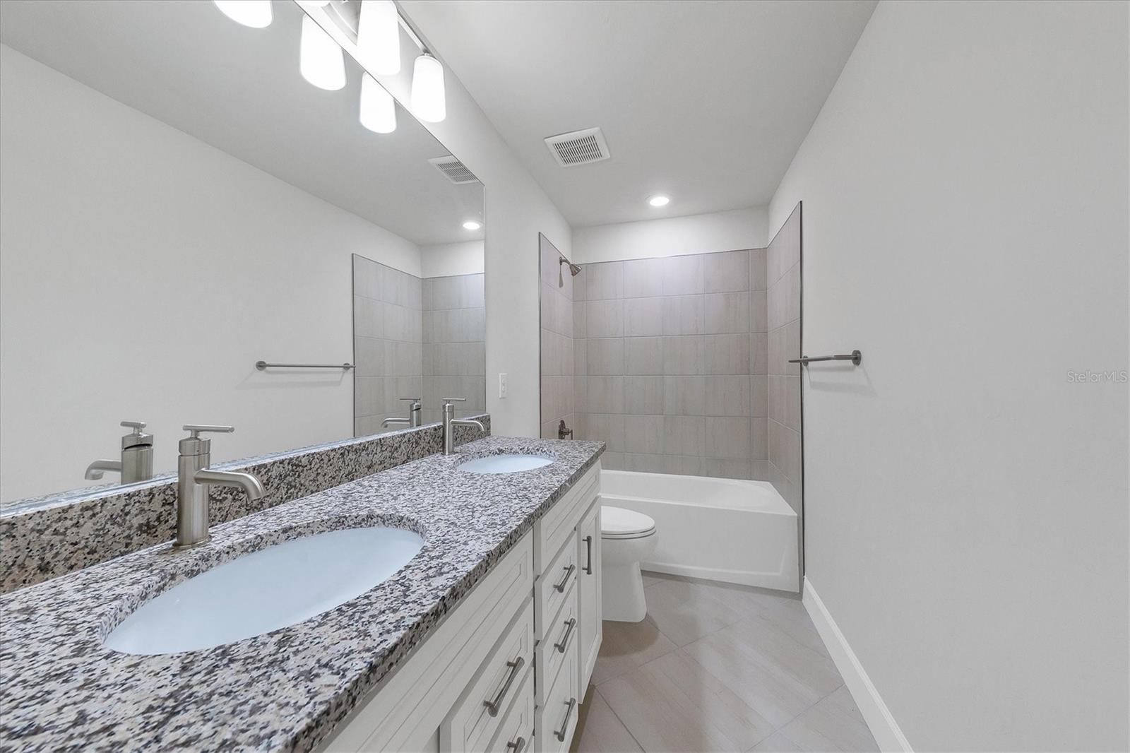 Image 30 of 47 For 3519 Harlowe Run