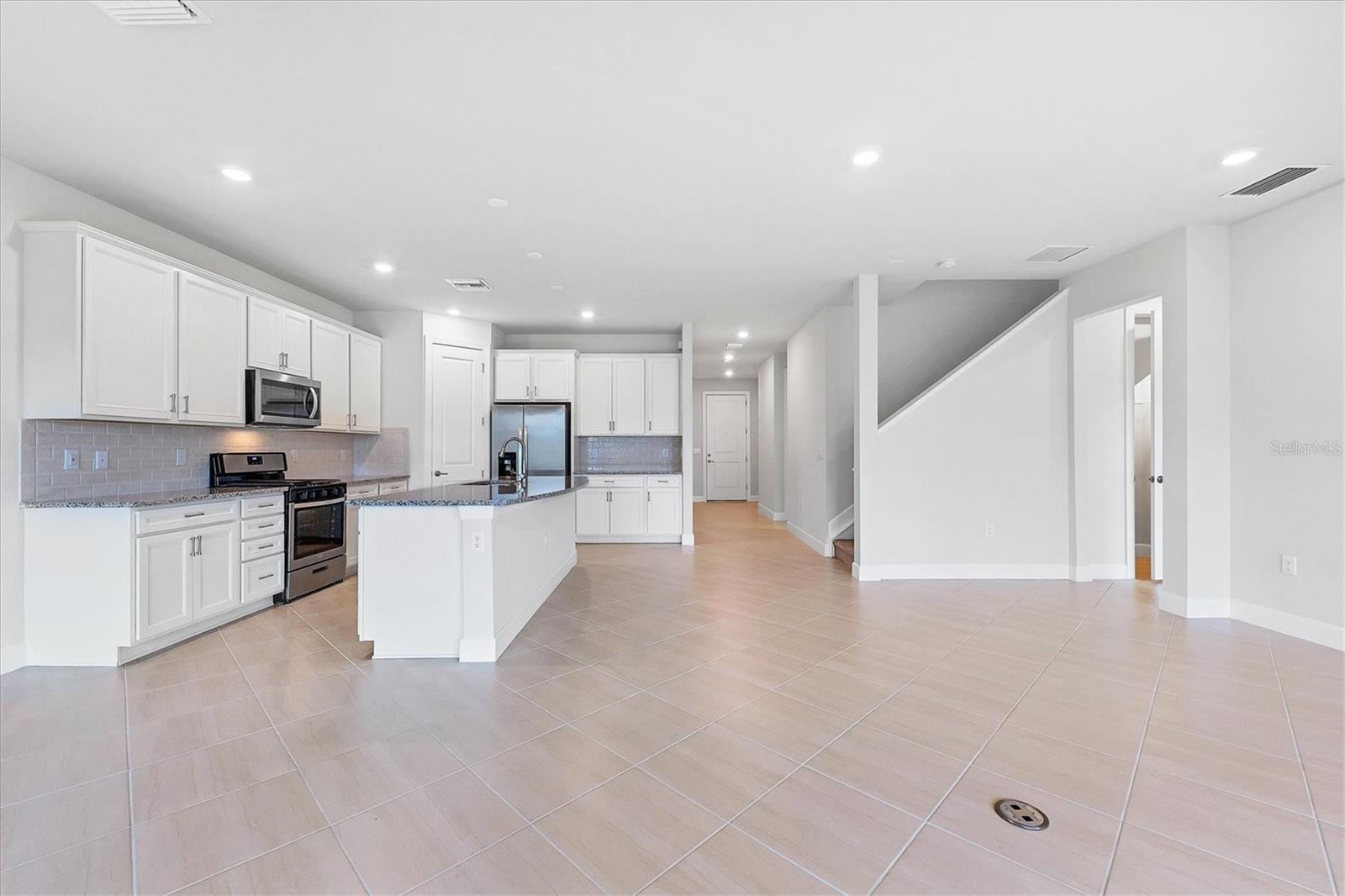 Image 4 of 47 For 3519 Harlowe Run