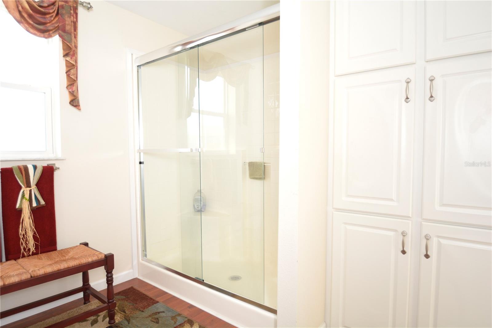 Image 13 of 31 For 717 Carefree