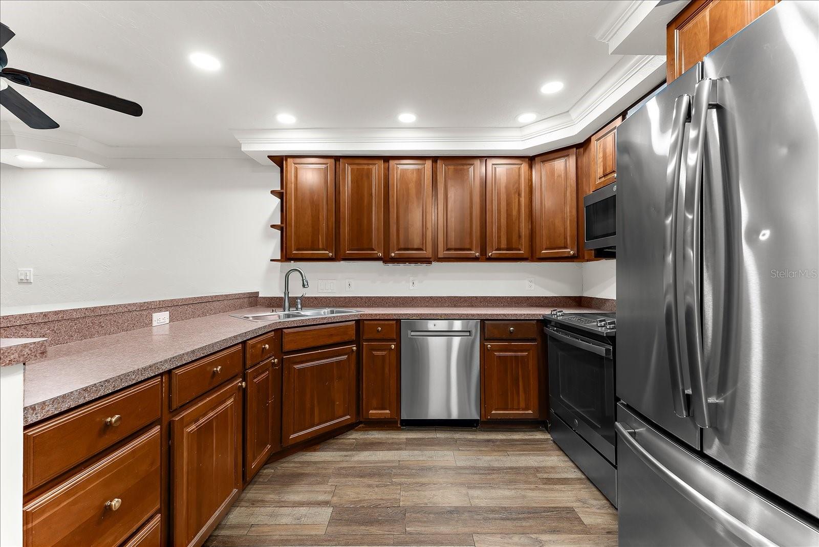 Image 9 of 37 For 3348 Ramblewood Place