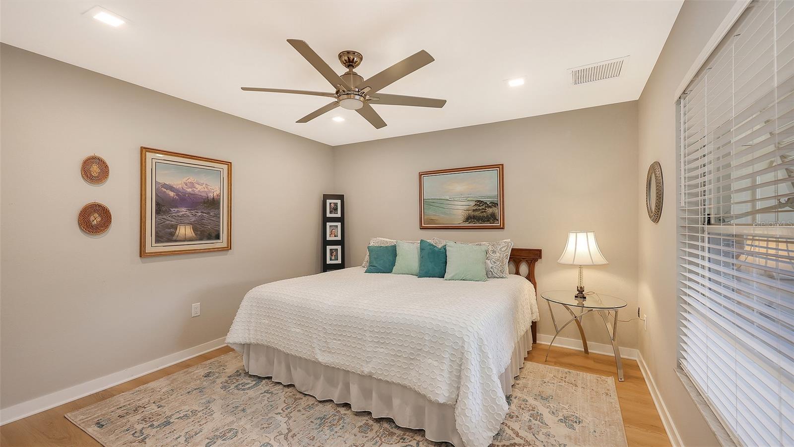 Image 14 of 35 For 3038 Ringwood Meadow 20