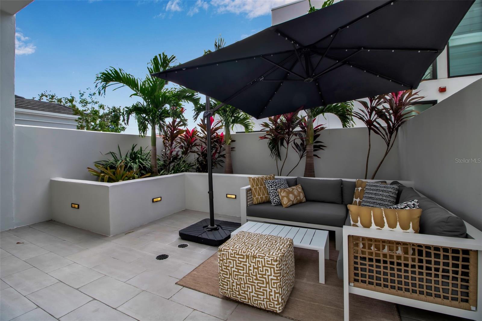 Image 10 of 44 For 1558 4th Street 208