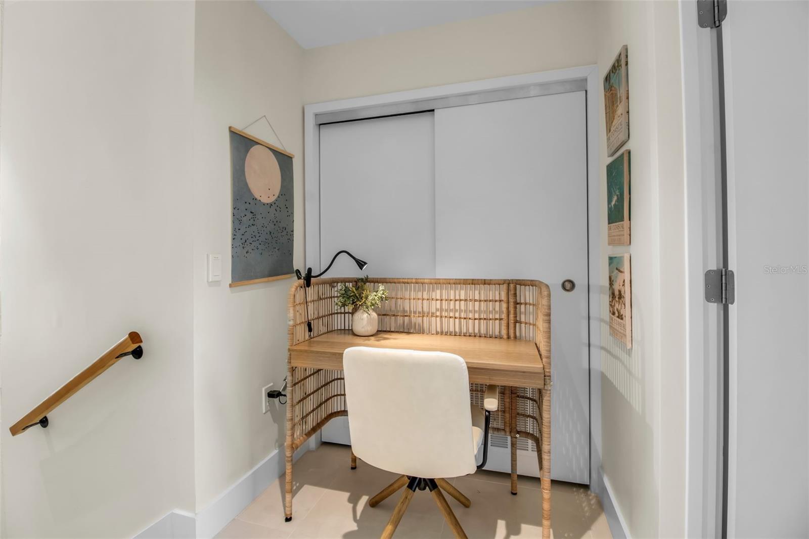 Image 27 of 44 For 1558 4th Street 208