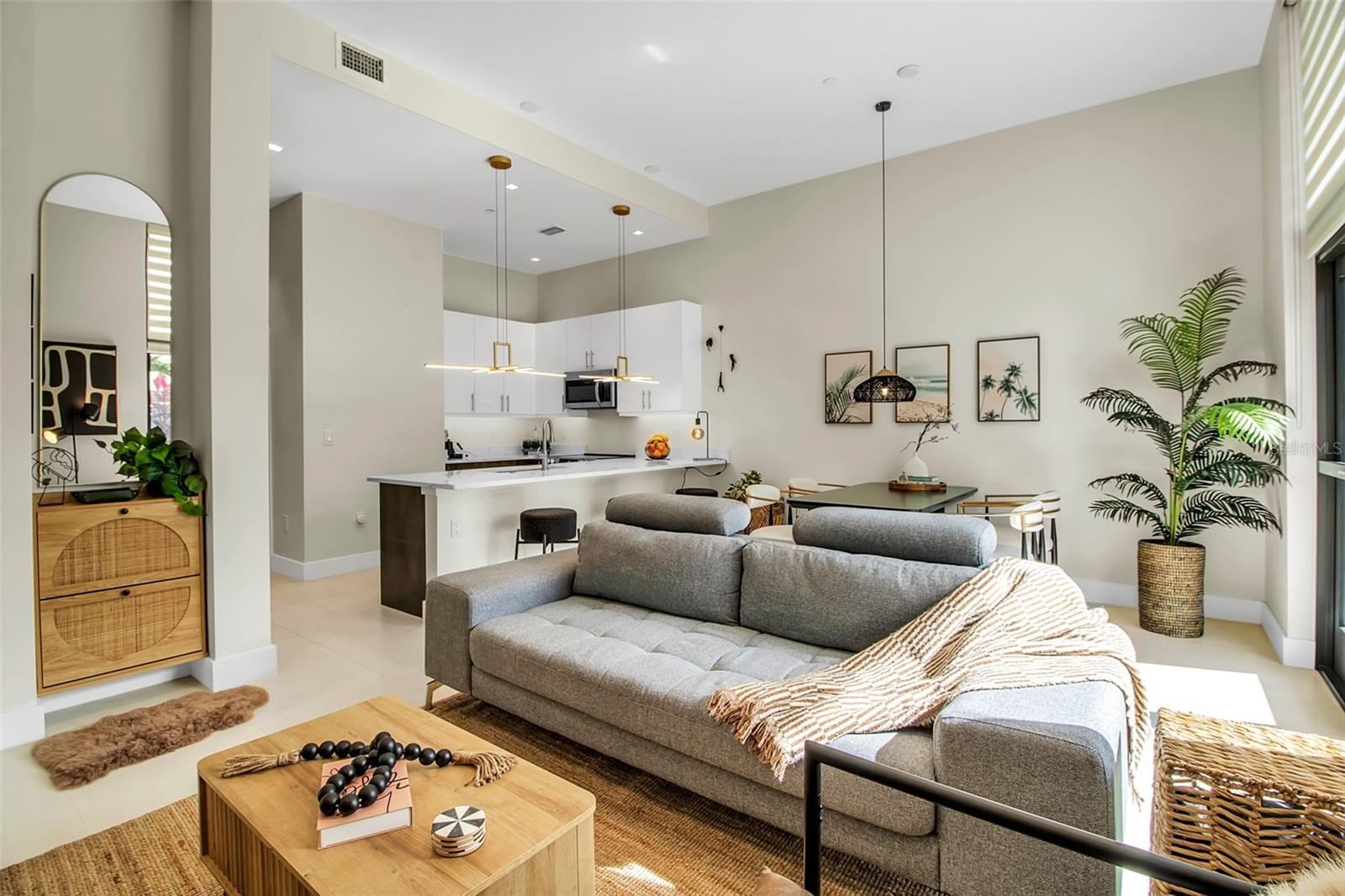 Image 3 of 44 For 1558 4th Street 208