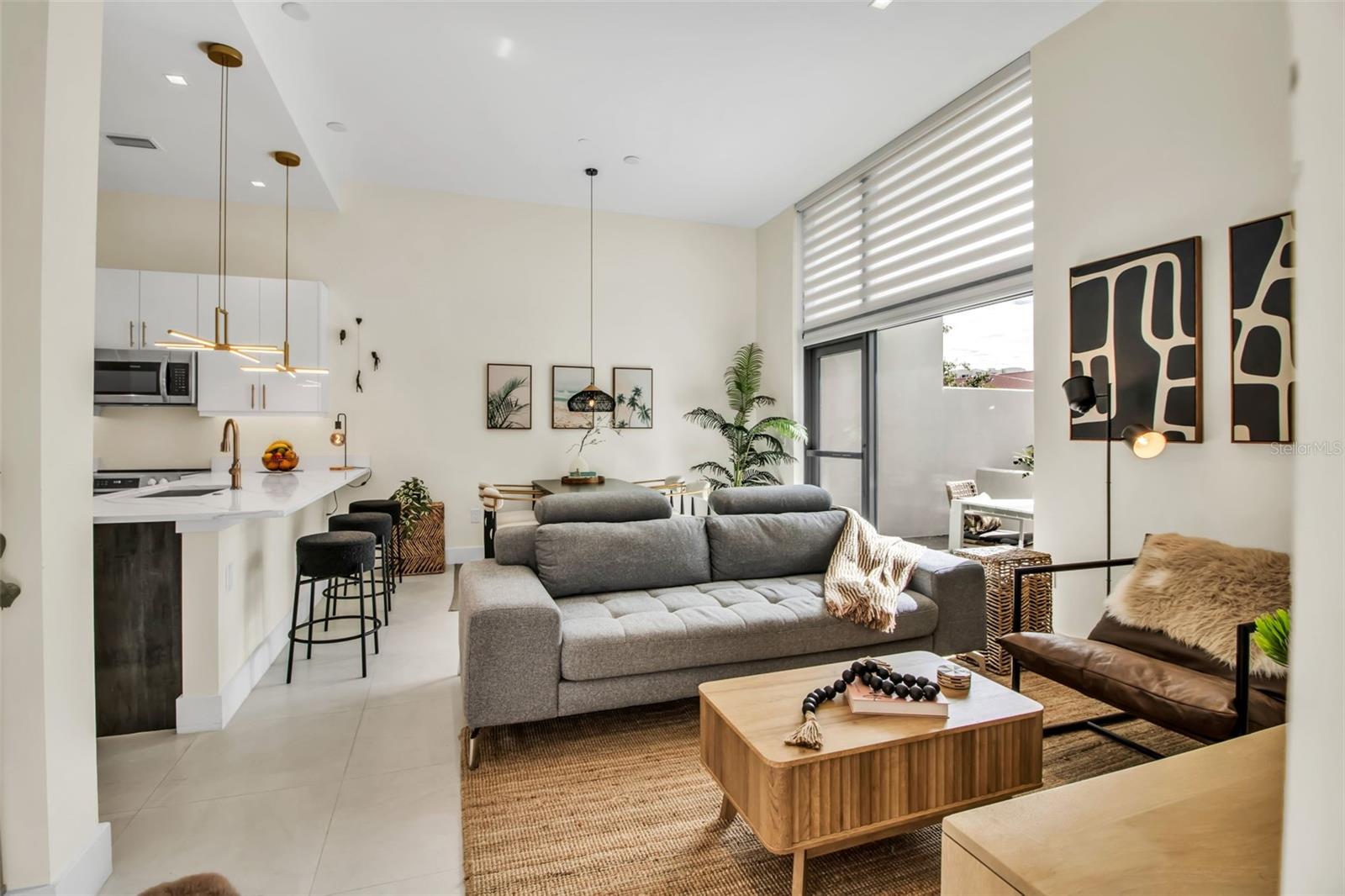 Image 5 of 44 For 1558 4th Street 208