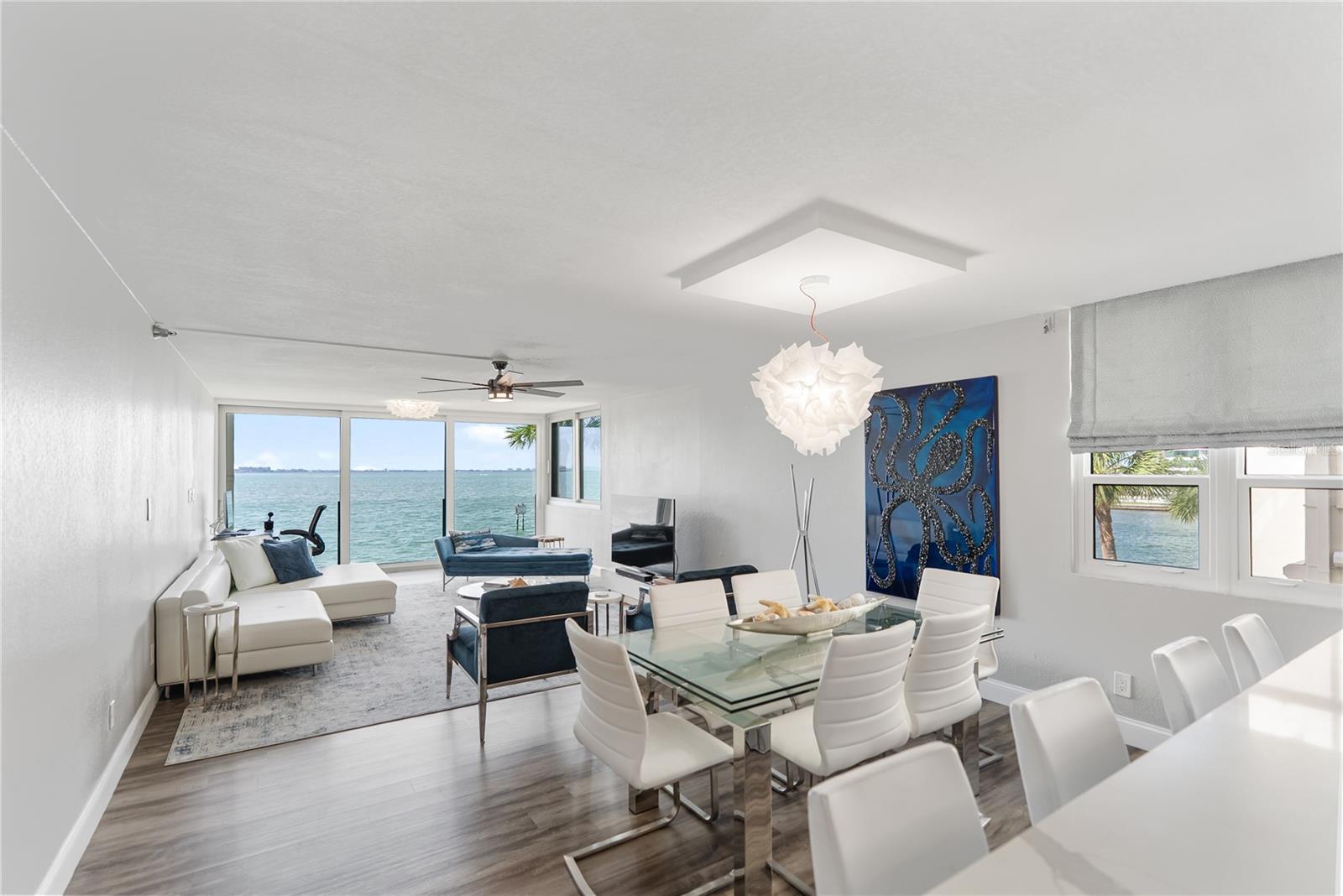 Image 12 of 71 For 97 Sunset Drive 201