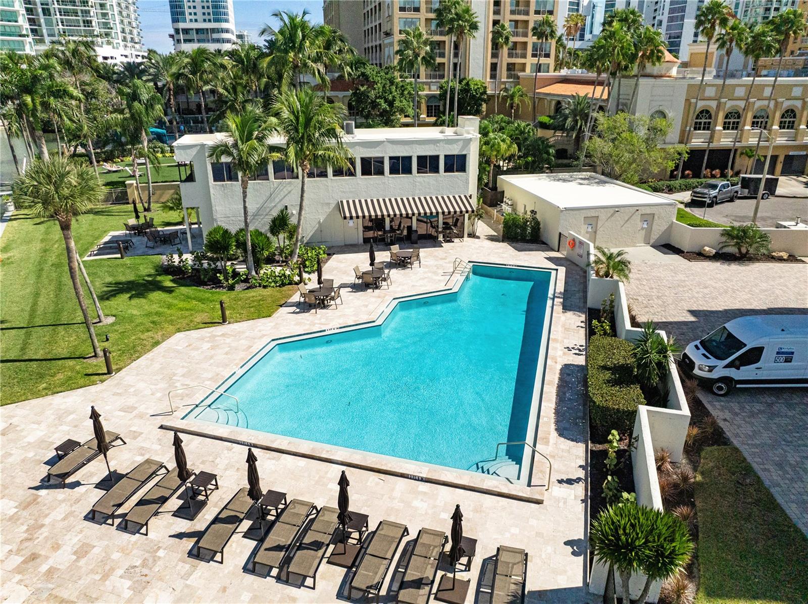 Image 31 of 71 For 97 Sunset Drive 201