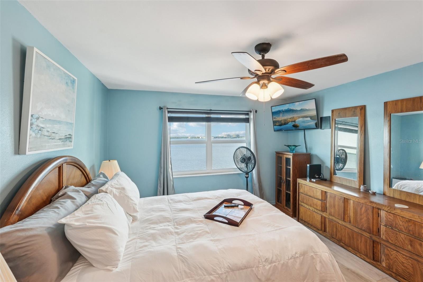 Image 19 of 27 For 1900 Clifford Street 701a