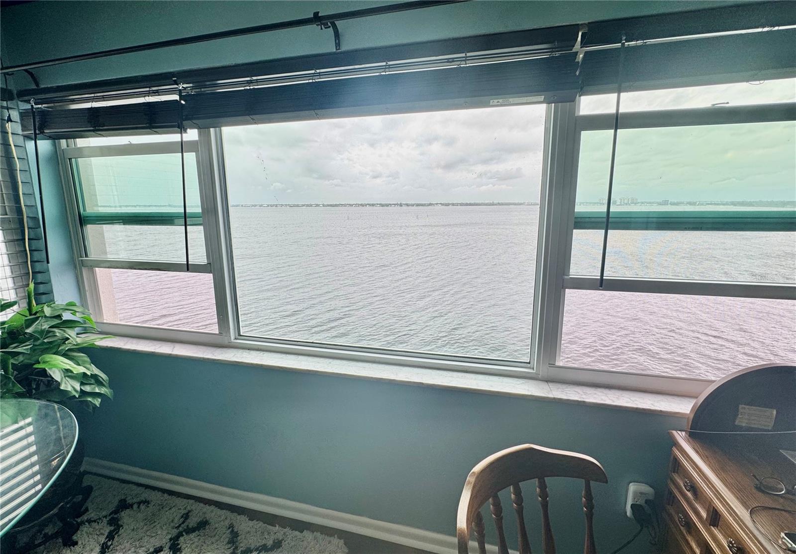 Image 4 of 9 For 1900 Clifford Street 701a