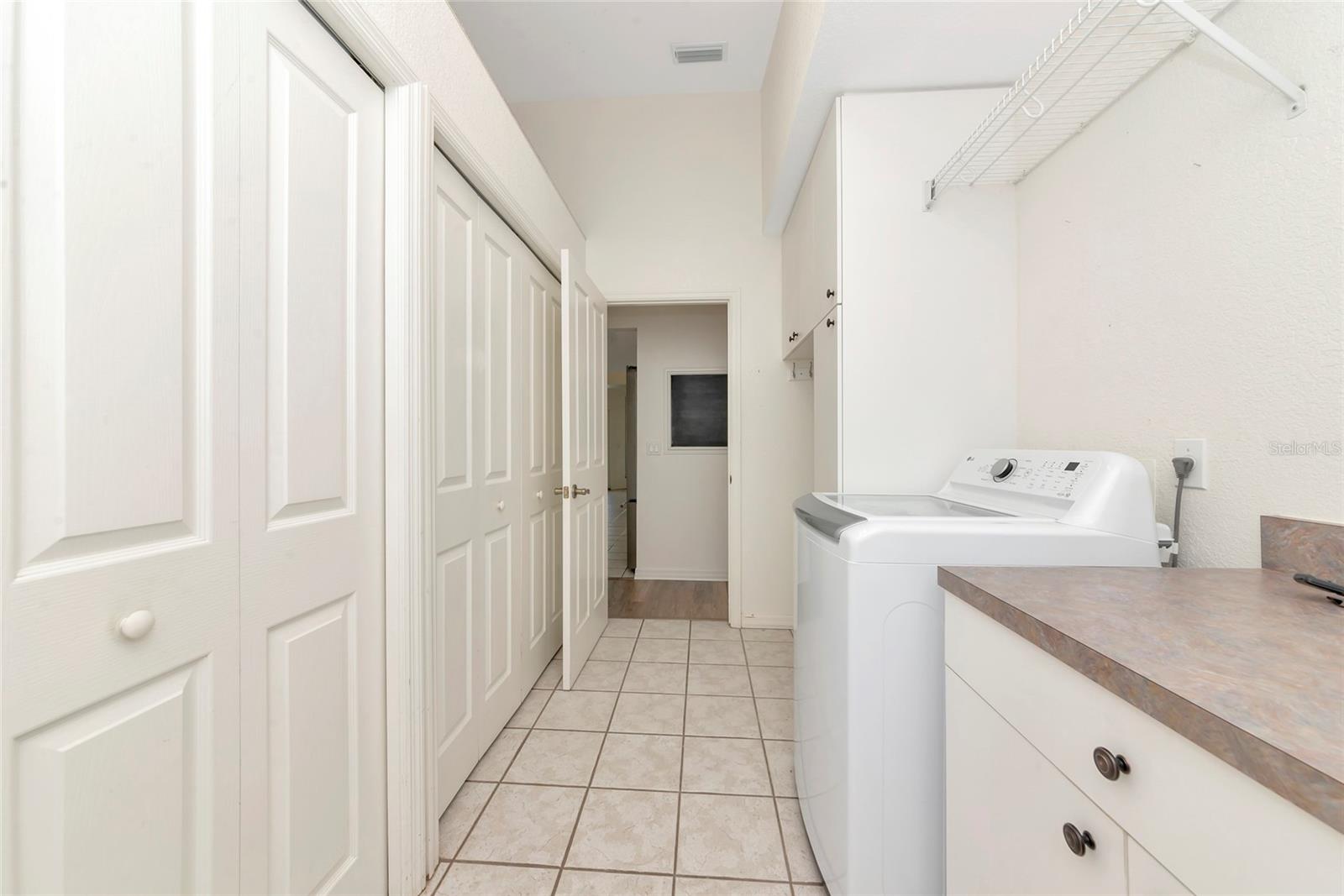 Image 13 of 45 For 1730 Hudson Street