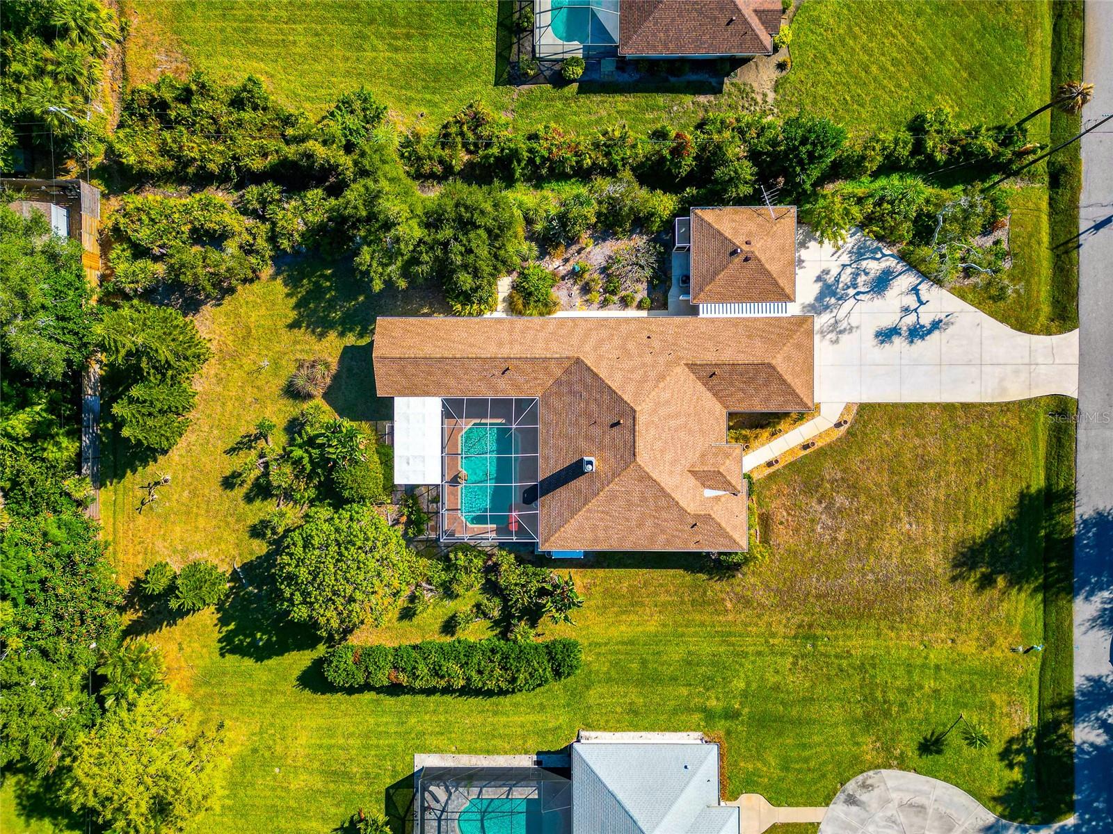 Image 3 of 45 For 1730 Hudson Street