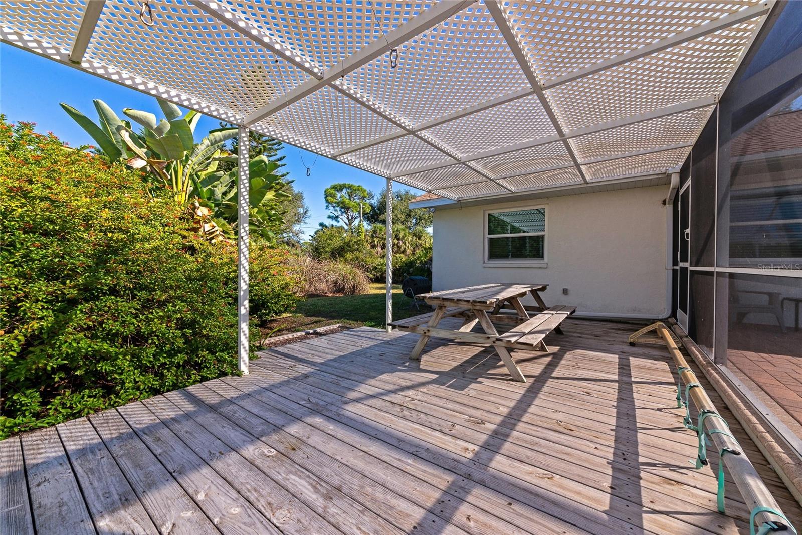 Image 40 of 45 For 1730 Hudson Street