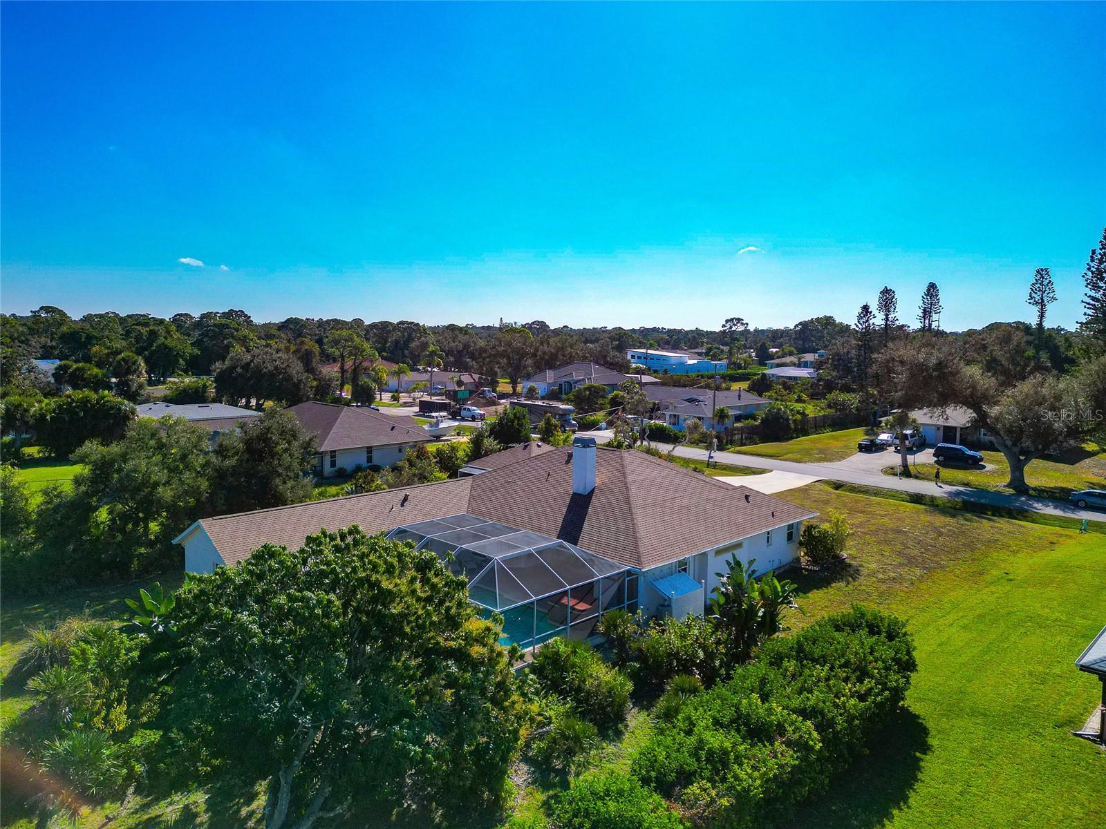 Image 42 of 45 For 1730 Hudson Street